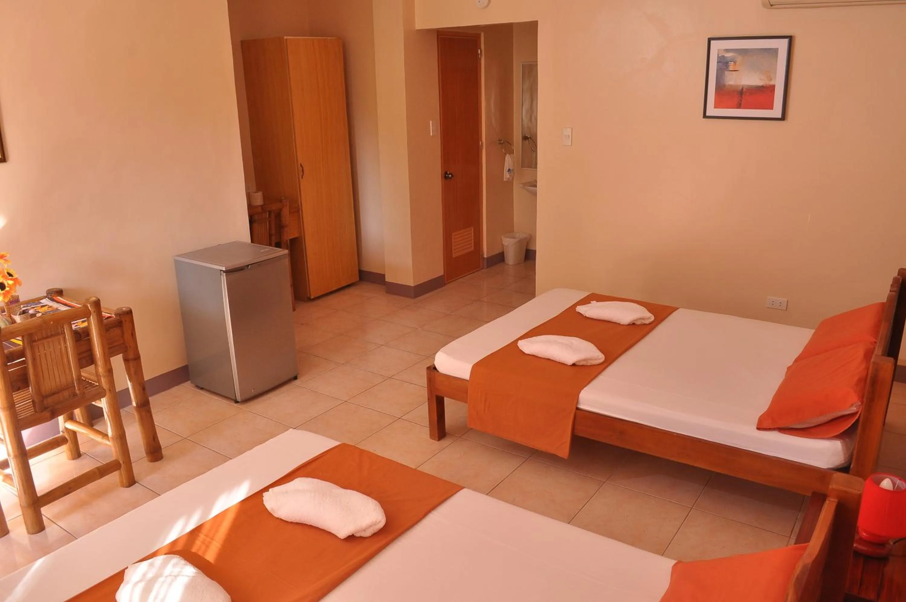 Photo of the whole room, Bed in SLAM'S Garden Dive Resort