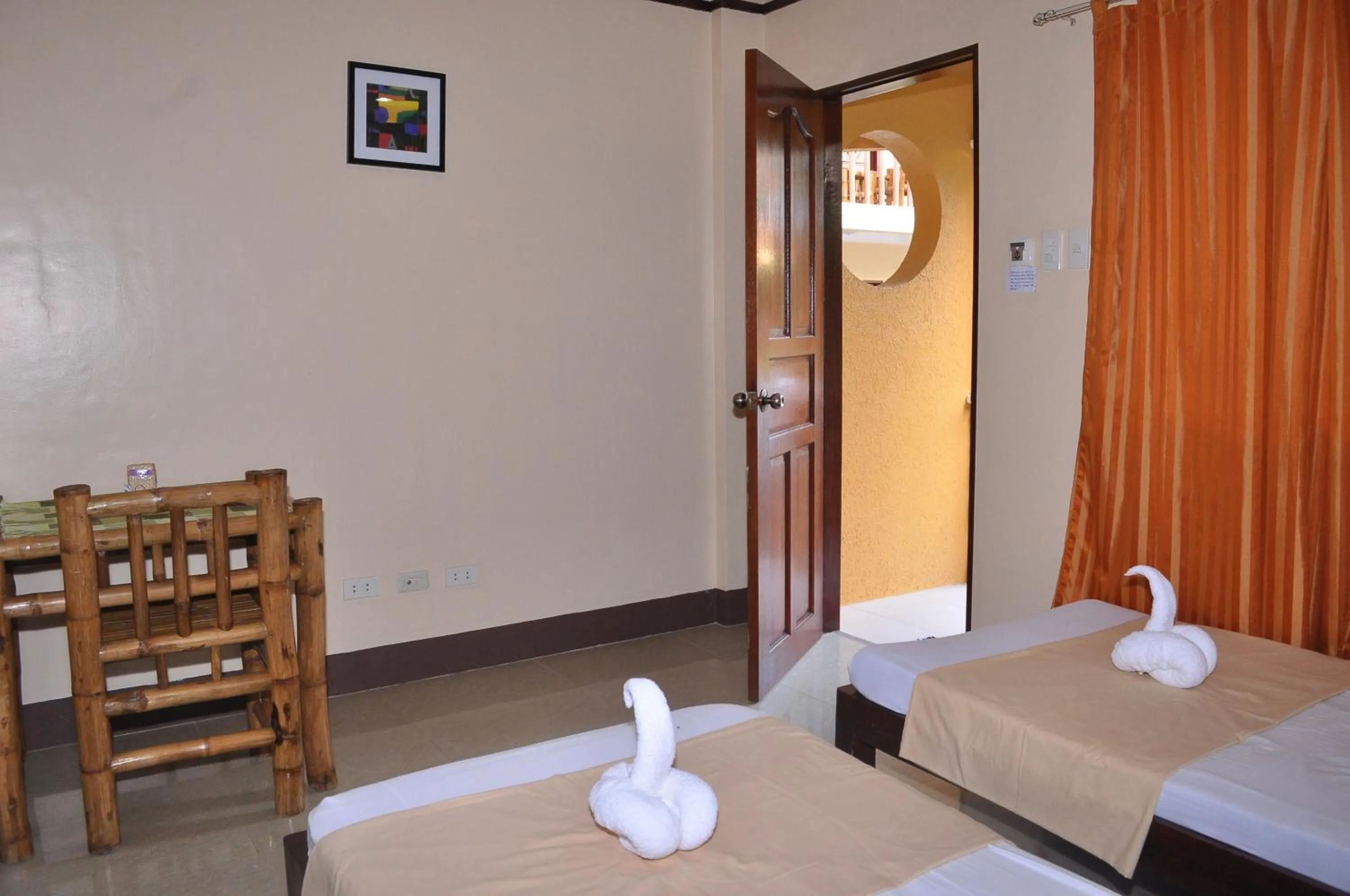 Photo of the whole room, Bed in SLAM'S Garden Dive Resort