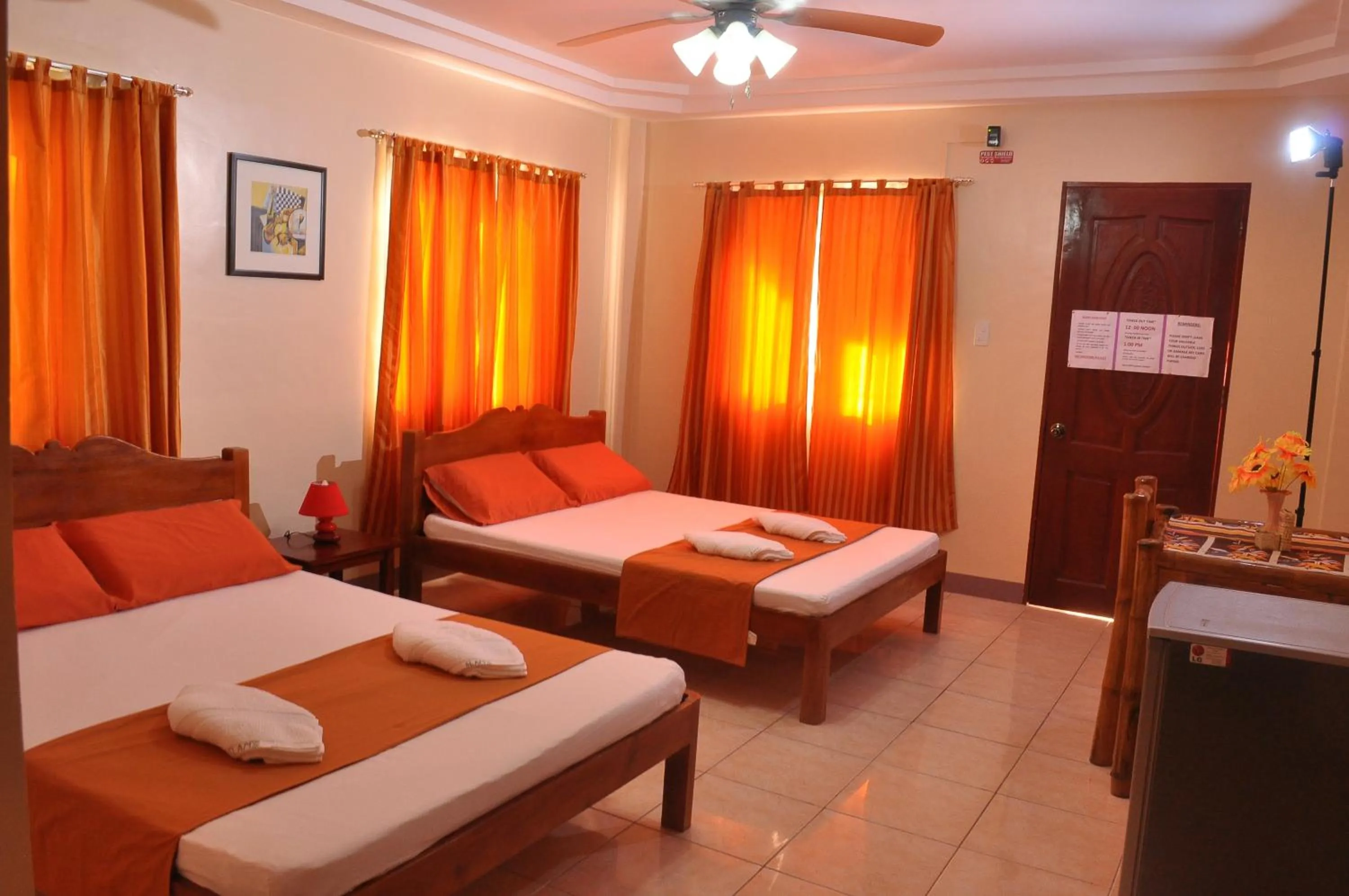 Photo of the whole room, Bed in SLAM'S Garden Dive Resort