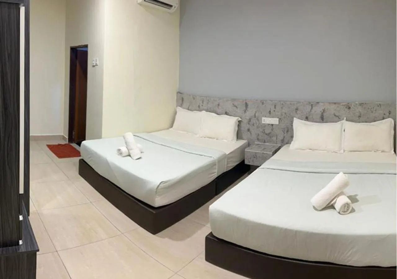 Bedroom, Bed in D'Lima Beach Inn