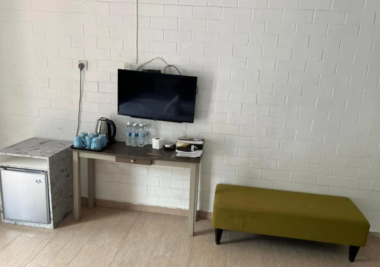 TV and multimedia in D'Lima Beach Inn