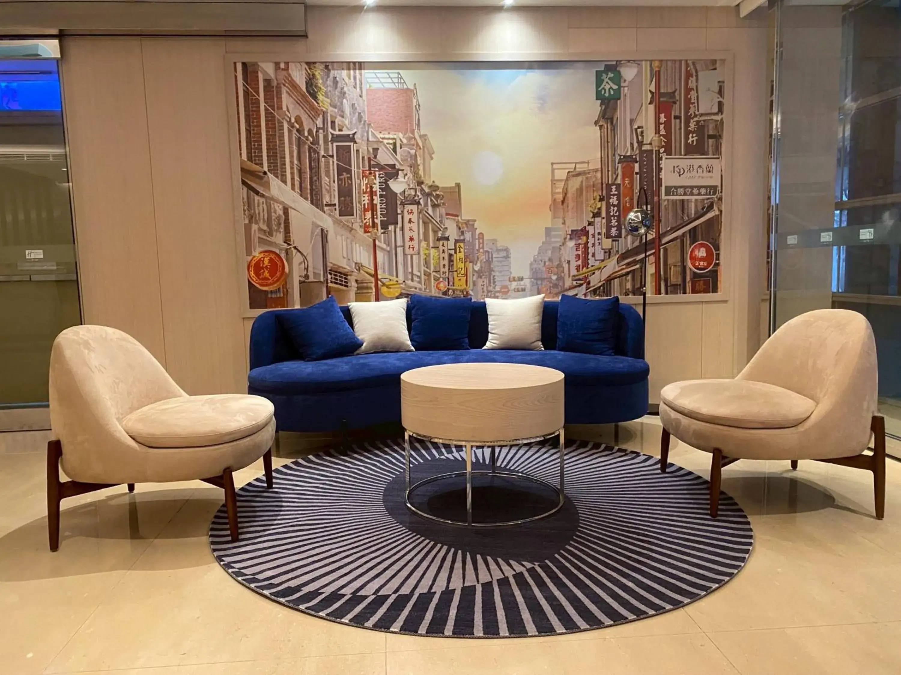 Property building in Holiday Inn Express Taipei Train Station by IHG Property building in Holiday Inn Express Taipei Train Station by IHG