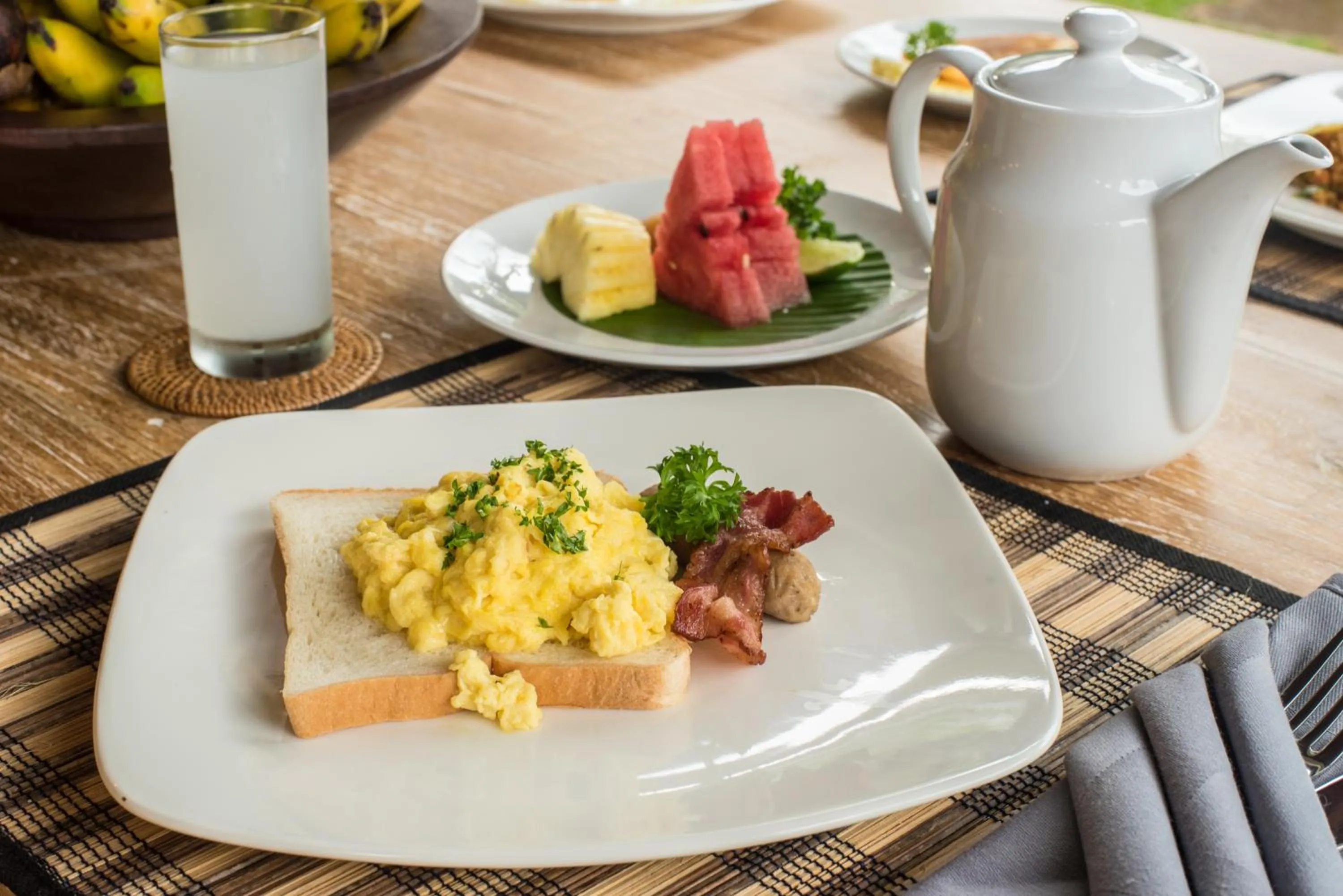 Food and drinks in Secret Bunutan Ubud Villa