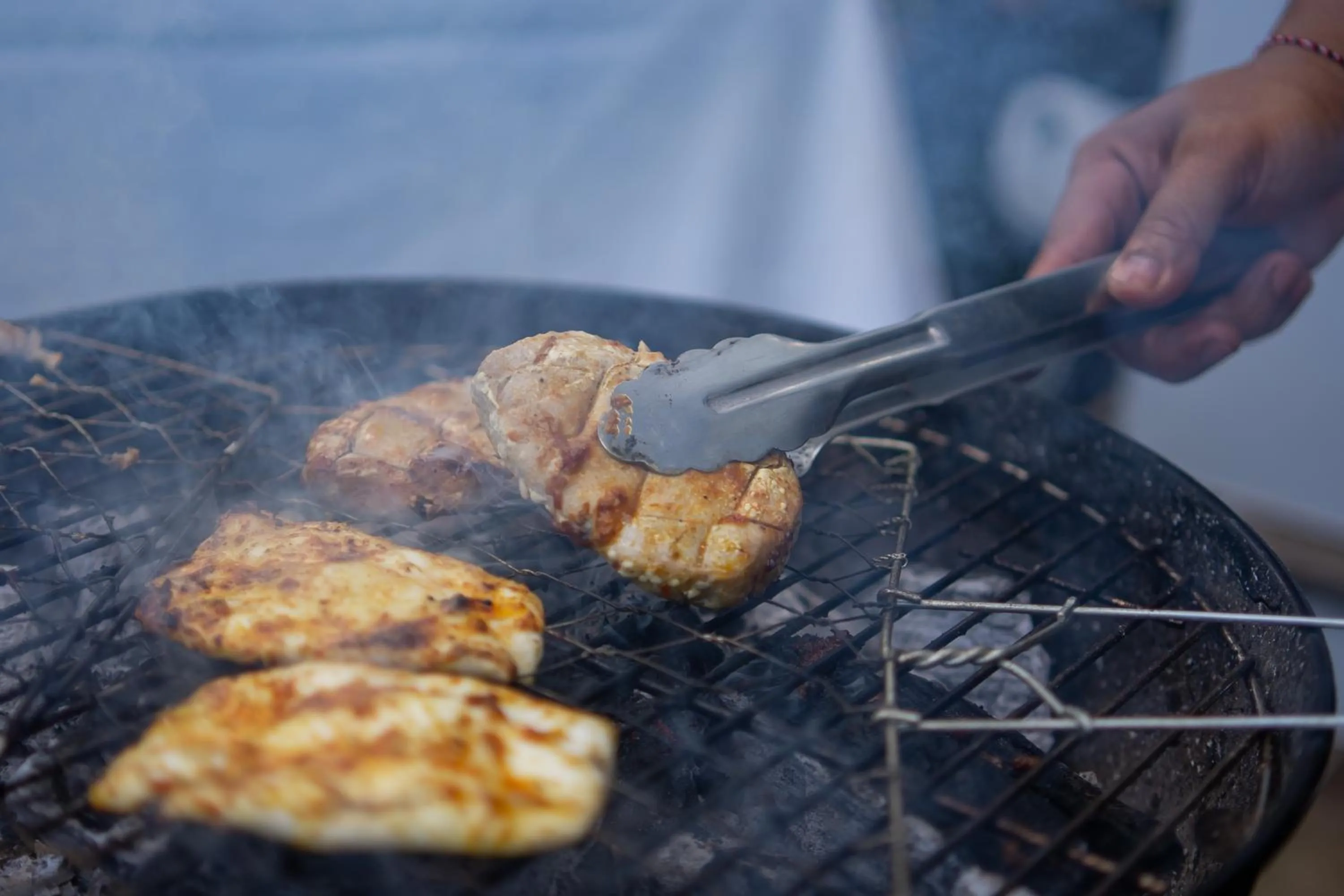 BBQ facilities in Villa Kayu Raja