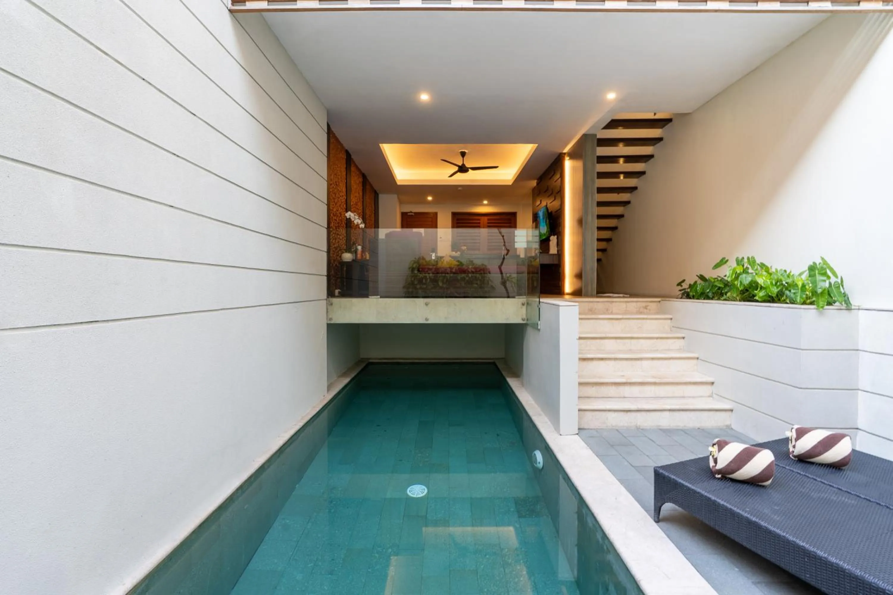 Swimming pool in Villa Kayu Raja