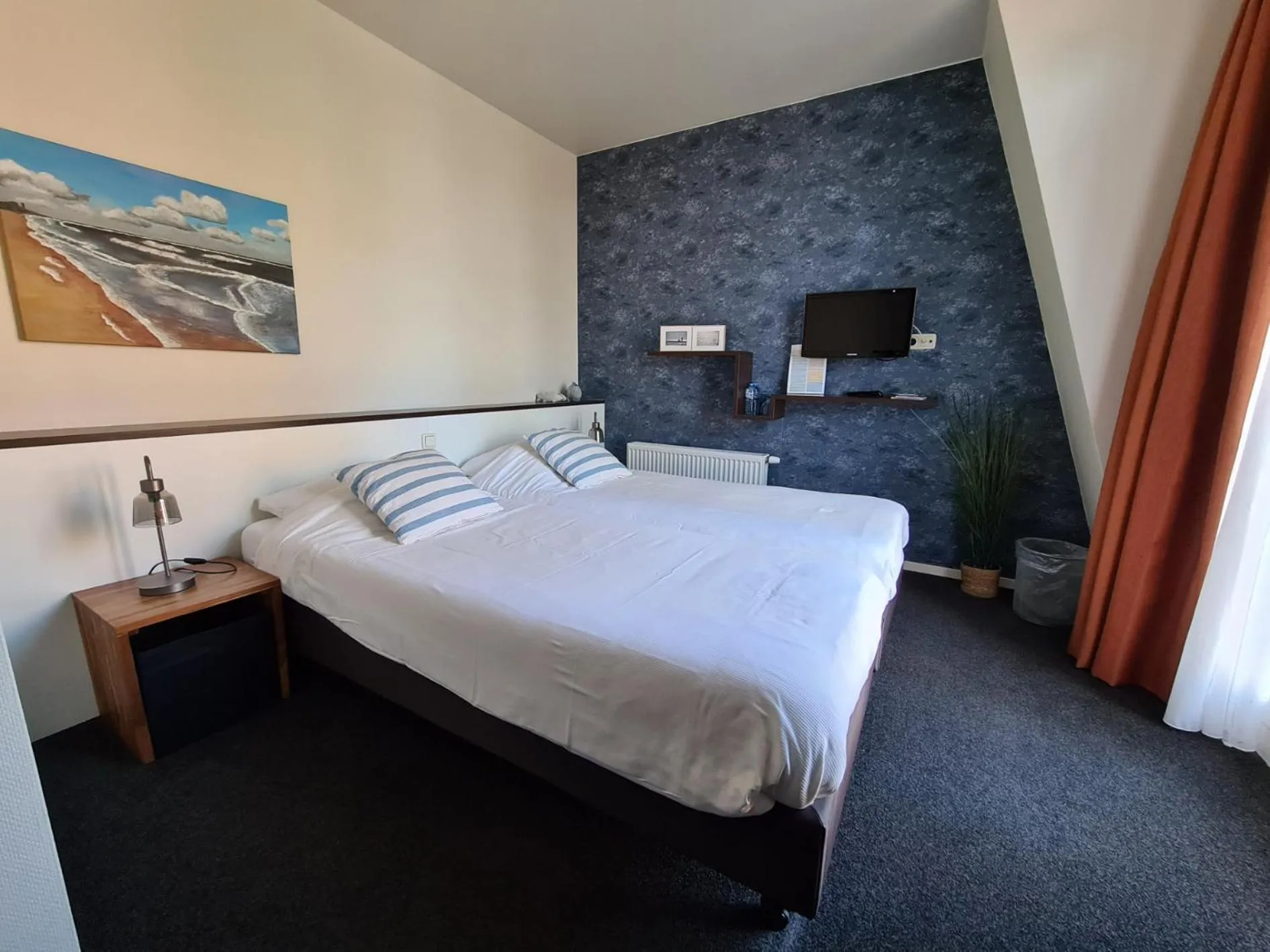 Property building, Bed in Boutique Hotel De Raetskamer