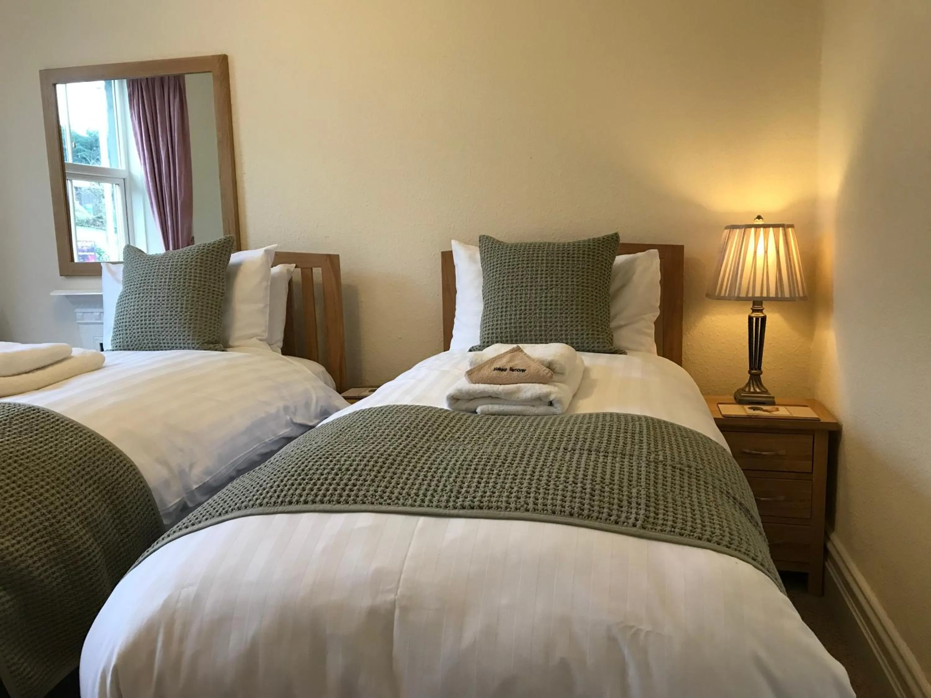 Bed in May Cottage B&B
