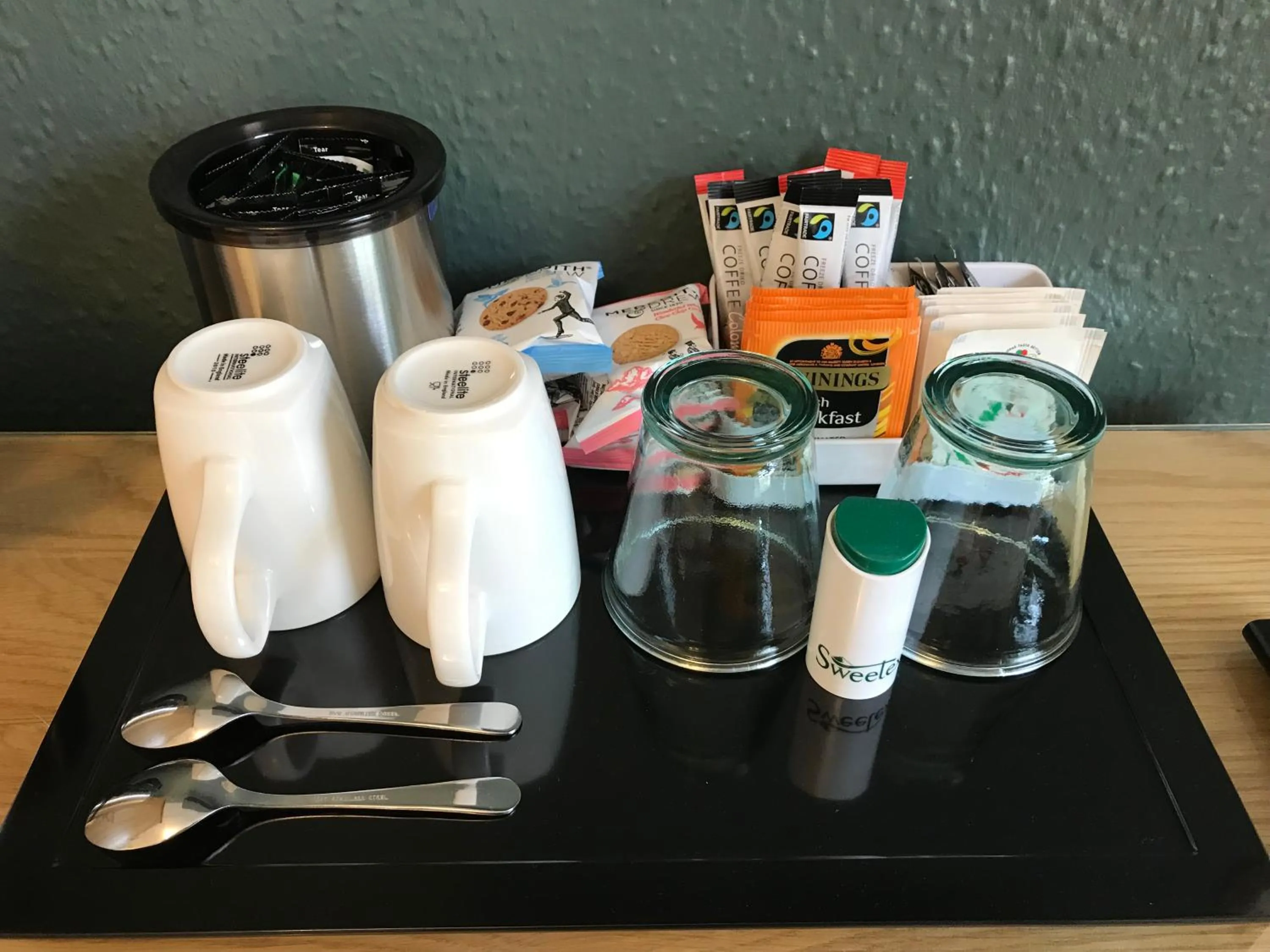 Coffee/tea facilities in May Cottage B&B