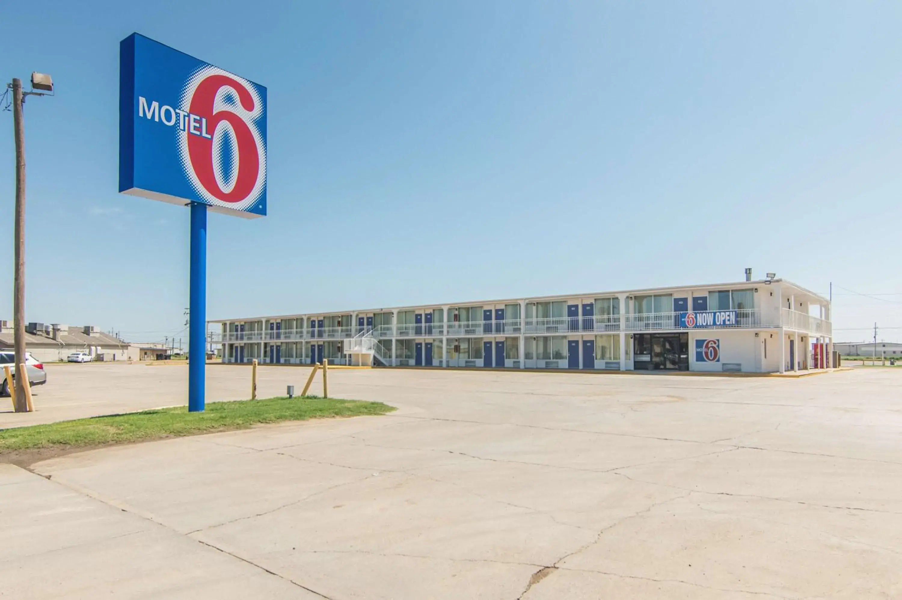 Motel 6-Liberal, KS Motel 6-Liberal, KS