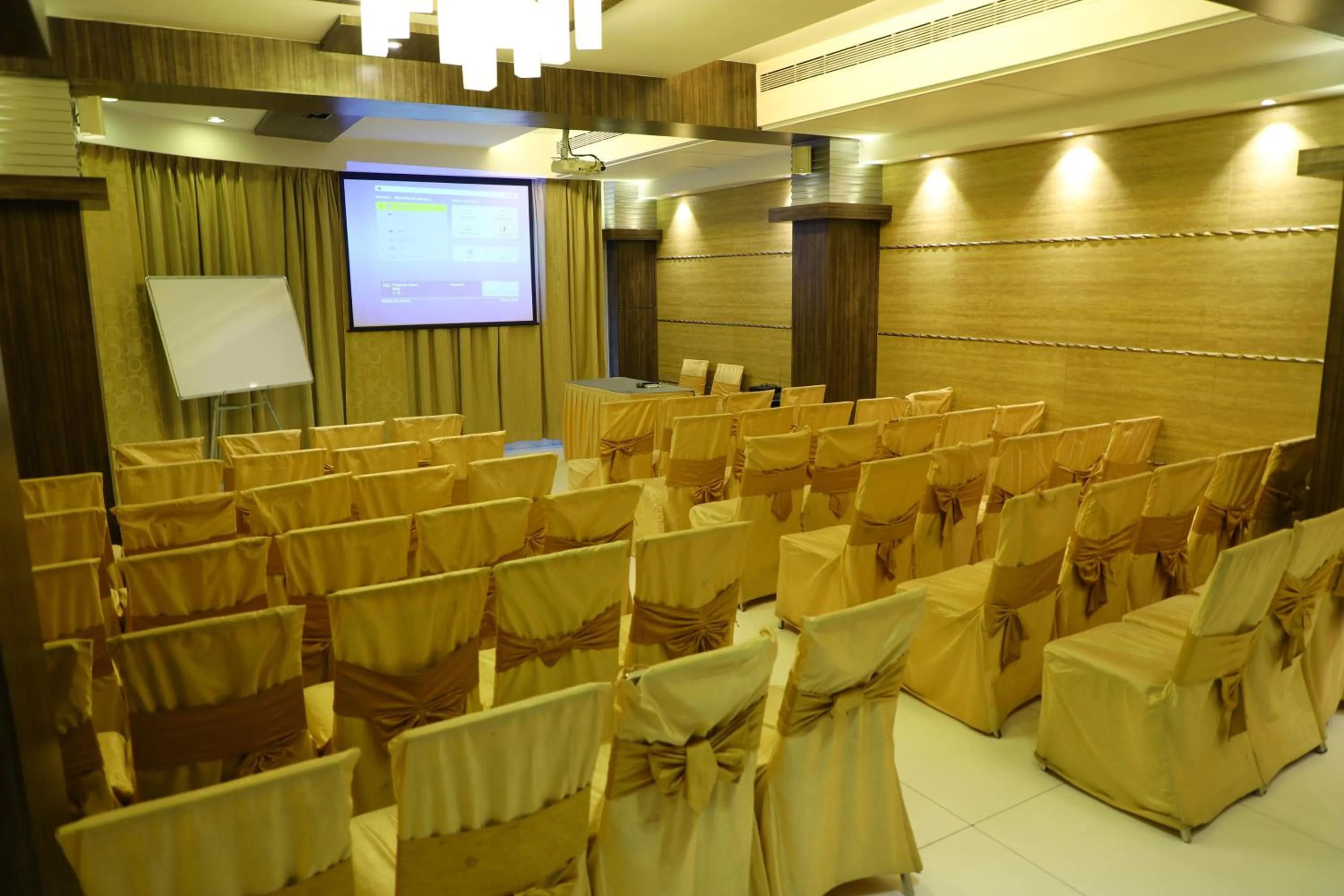Banquet/Function facilities in Hotel Alka Residency