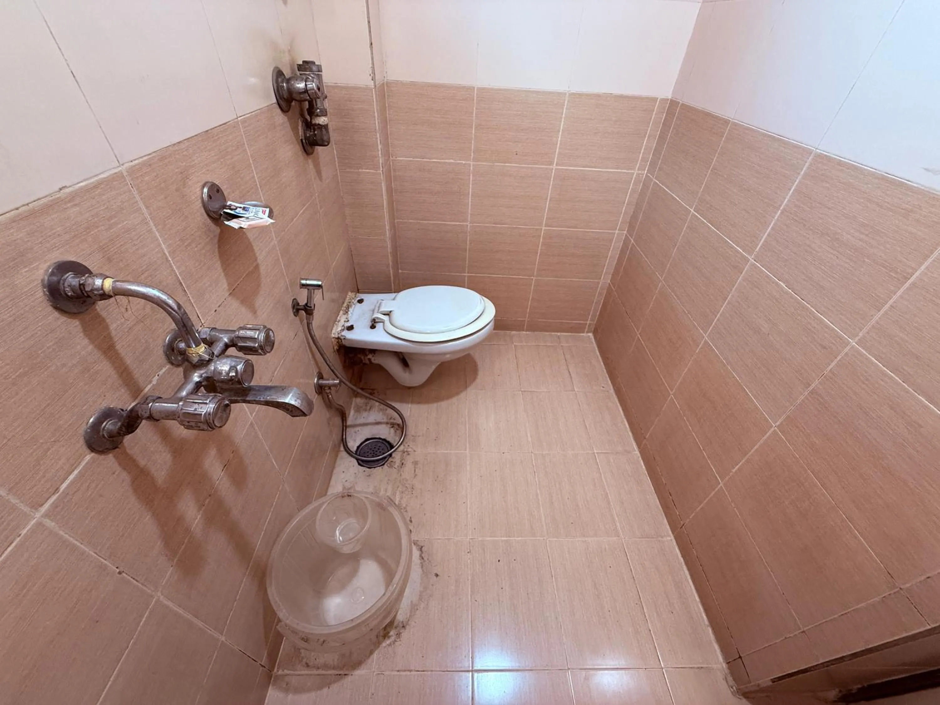 Toilet in Hotel Alka Residency