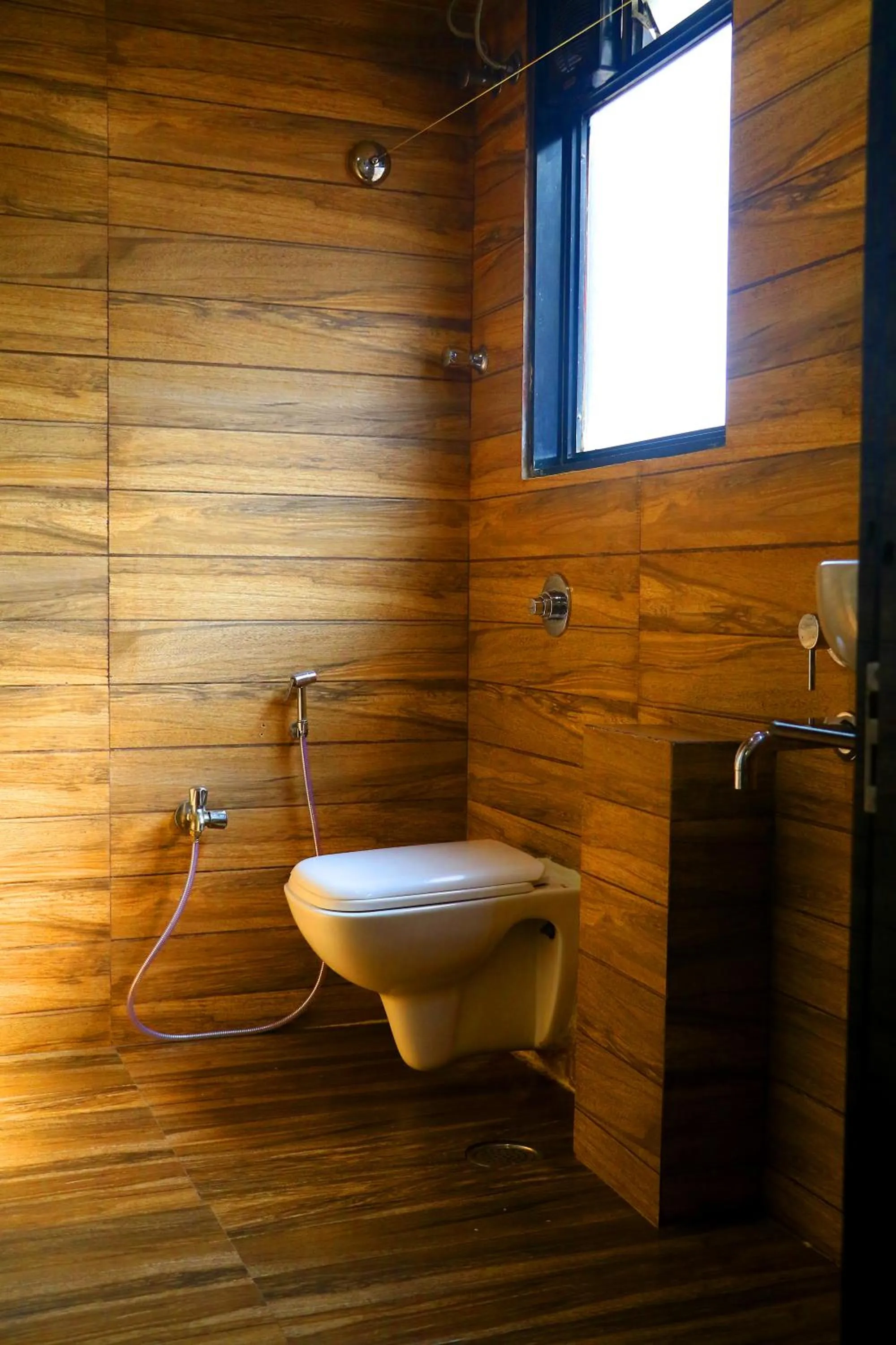 Toilet in Hotel Alka Residency