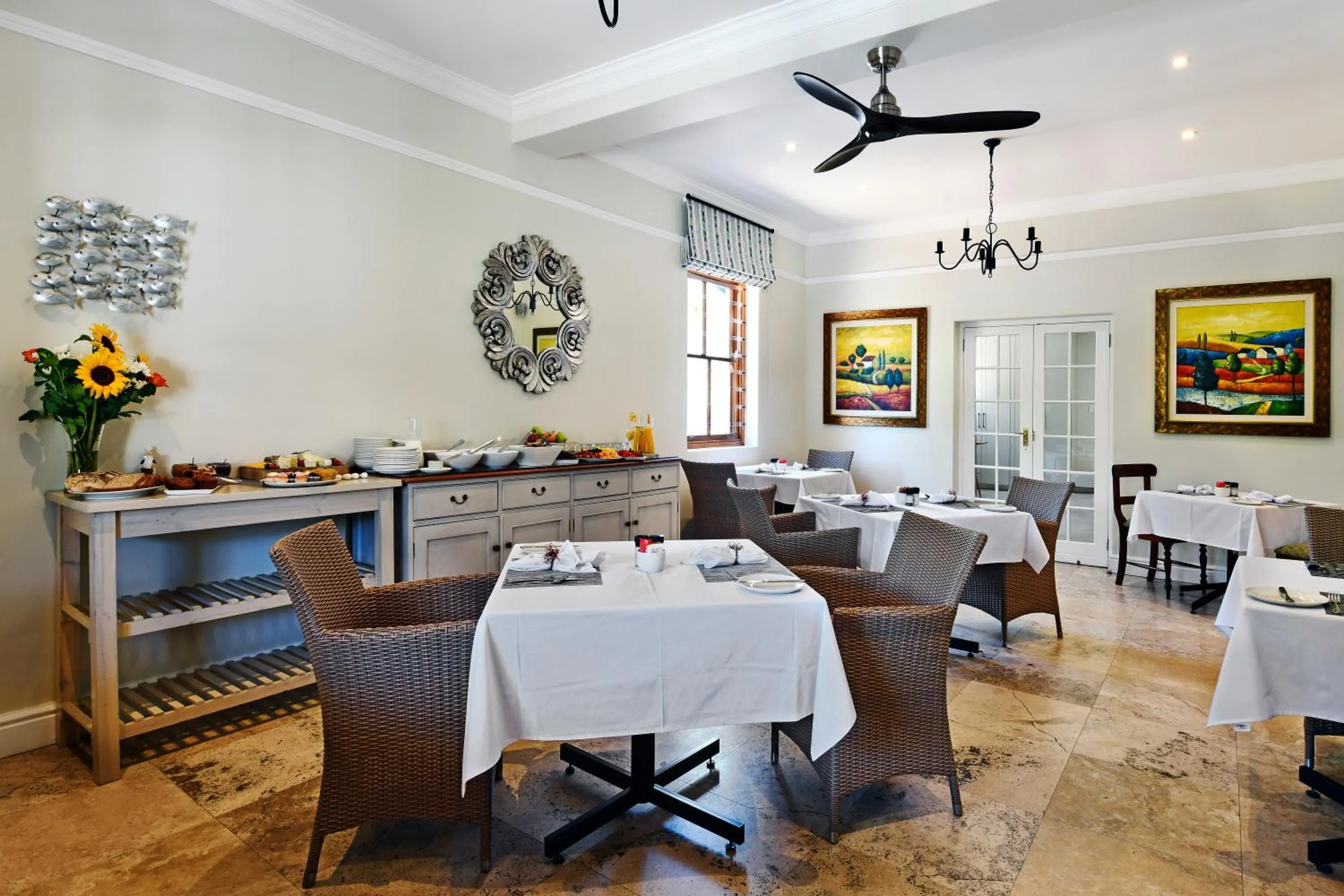 Dining area in The Coach House