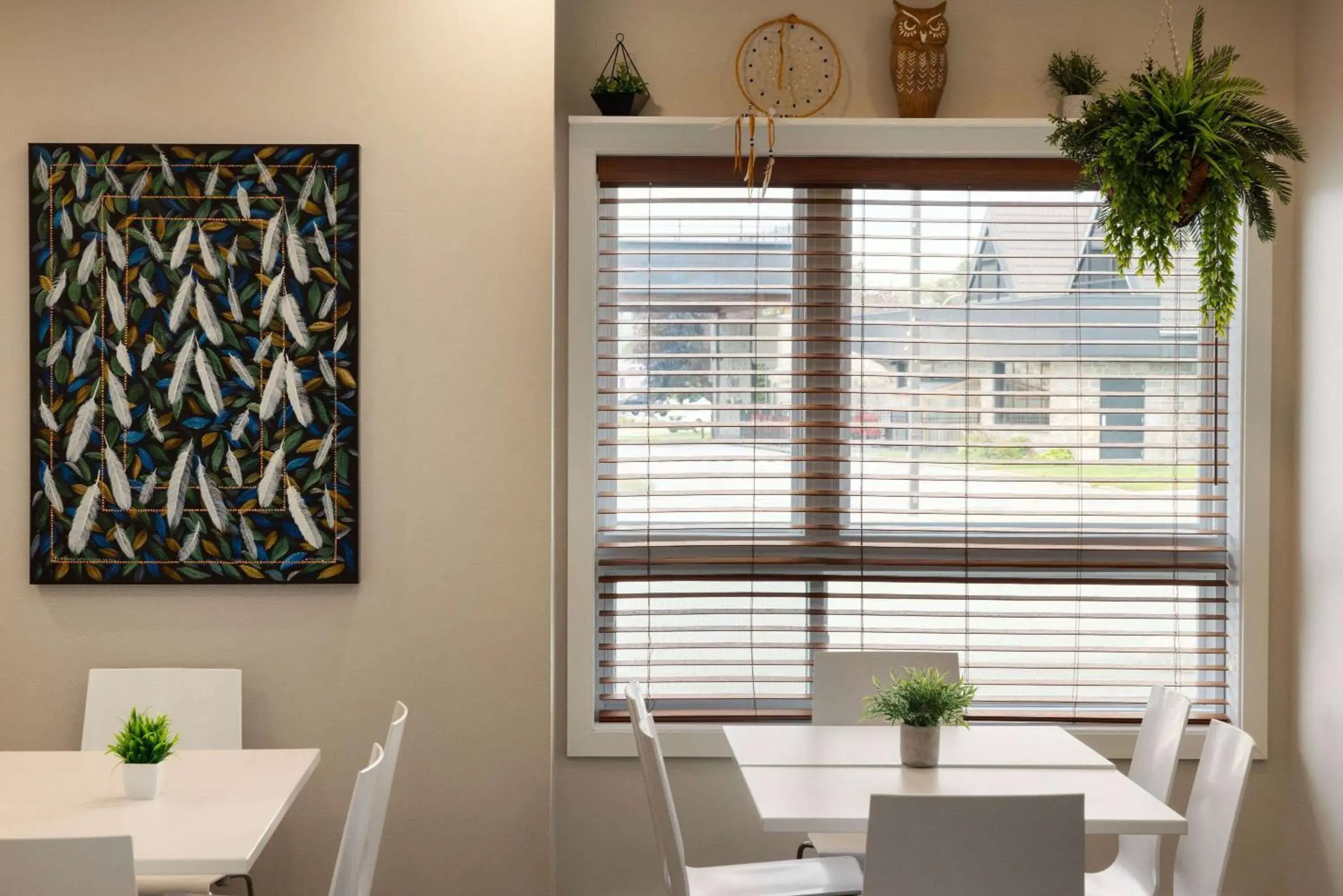 Breakfast in Microtel Inn & Suites by Wyndham Val-d Or Breakfast in Microtel Inn & Suites by Wyndham Val-d Or