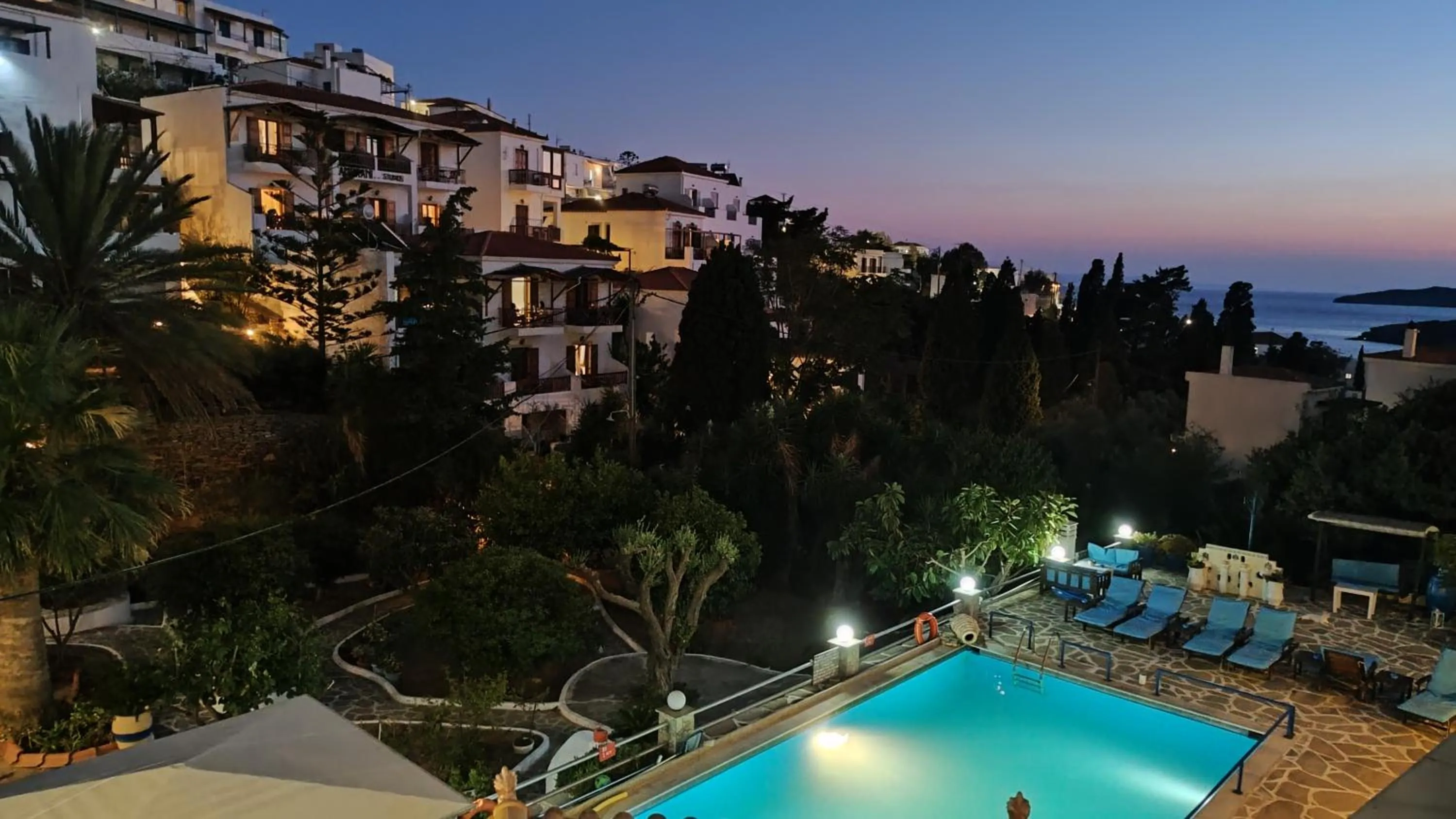 Swimming pool in Villa Rena