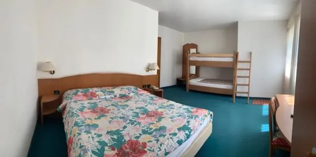 Bed in Garni Enrosadira