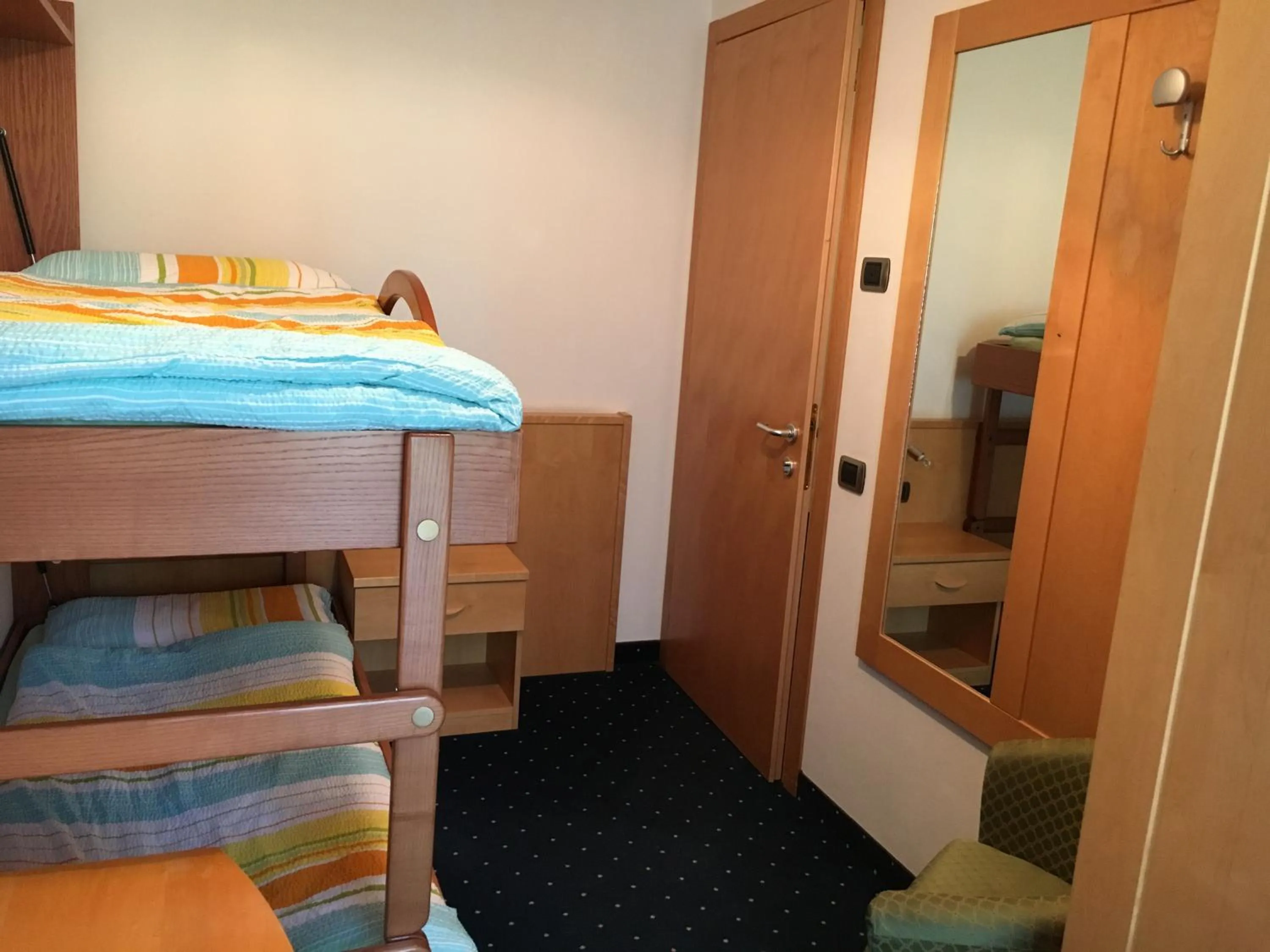 bunk bed, Bed in Garni Enrosadira