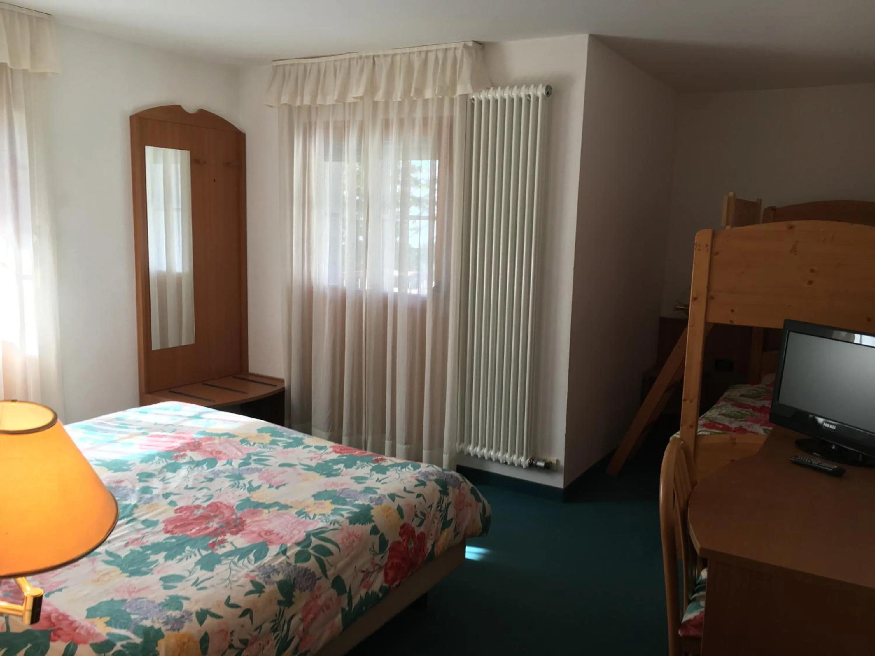 Bed in Garni Enrosadira