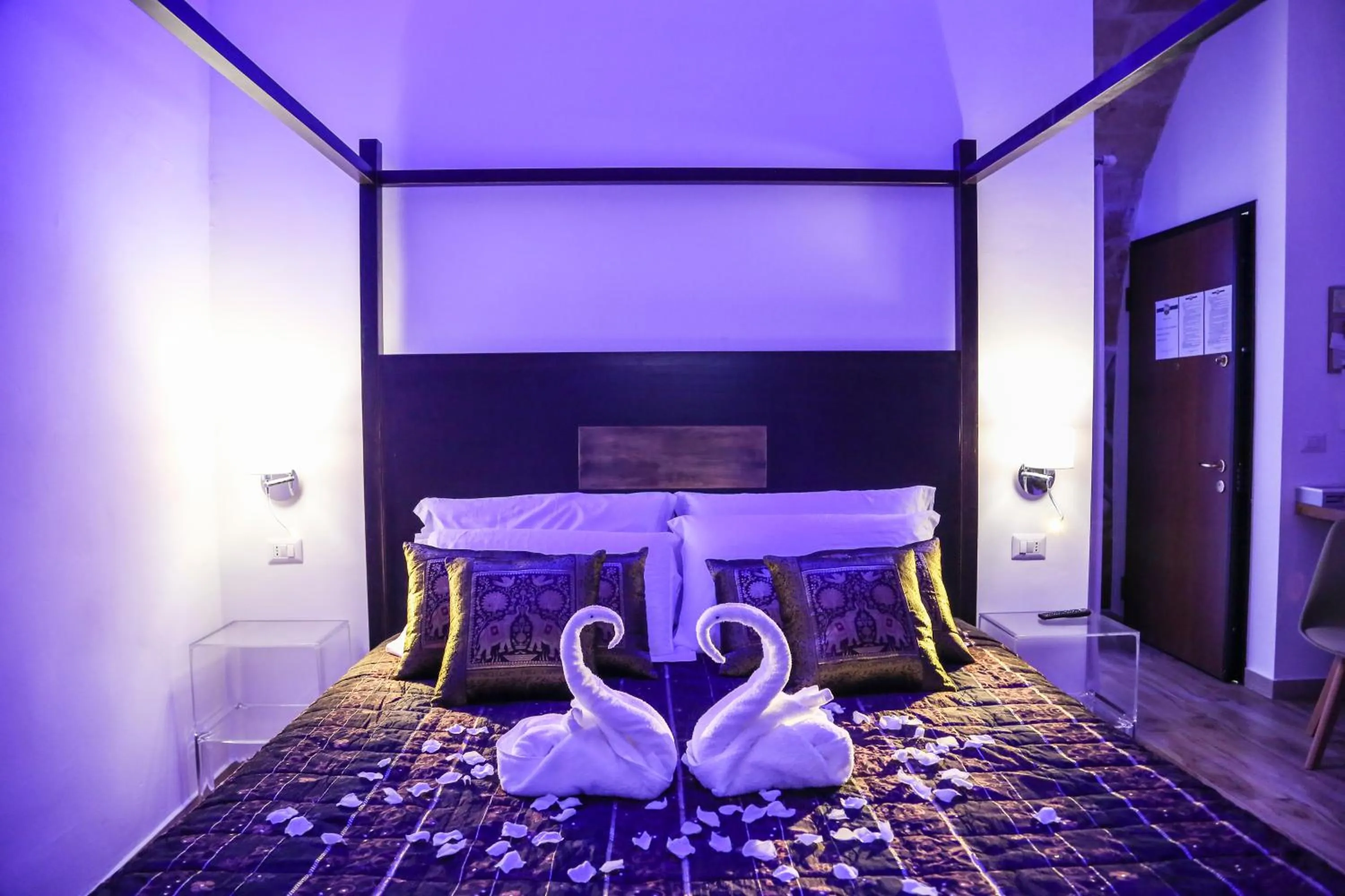 Photo of the whole room, Bed in The Bridge Suites