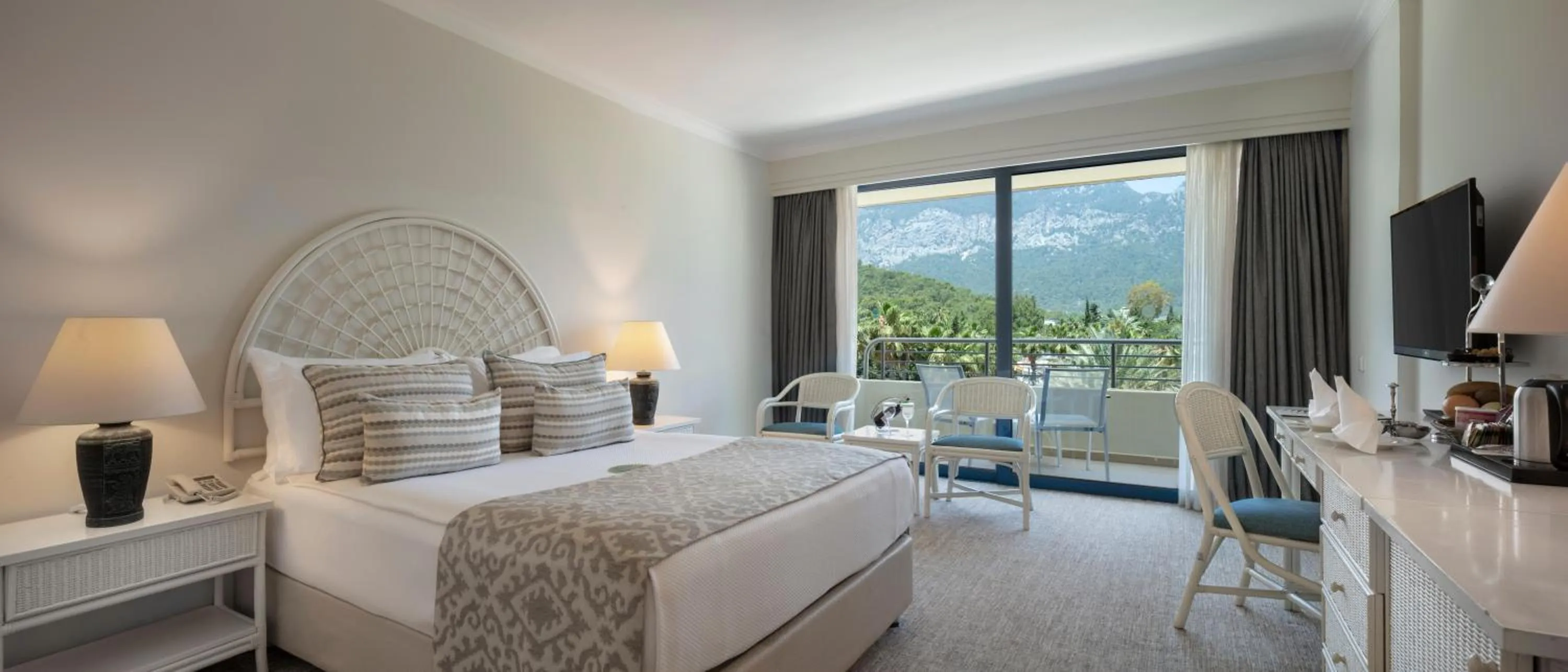 Property building in Mirage Park Resort-Ultra All Incl.