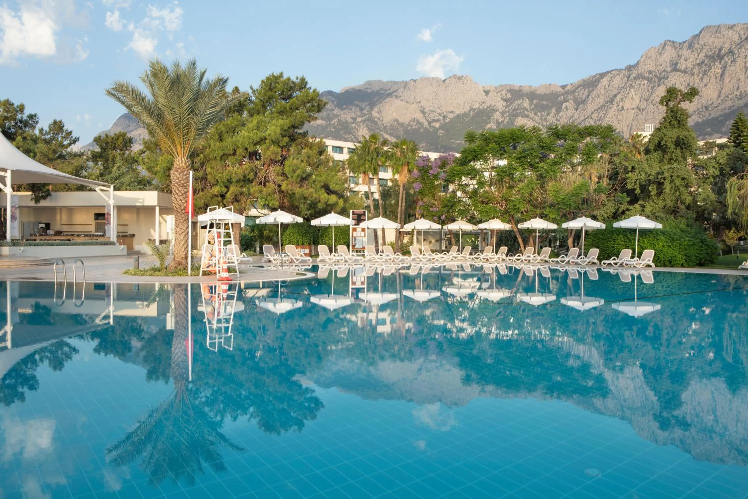 Swimming pool in Mirage Park Resort-Ultra All Incl.