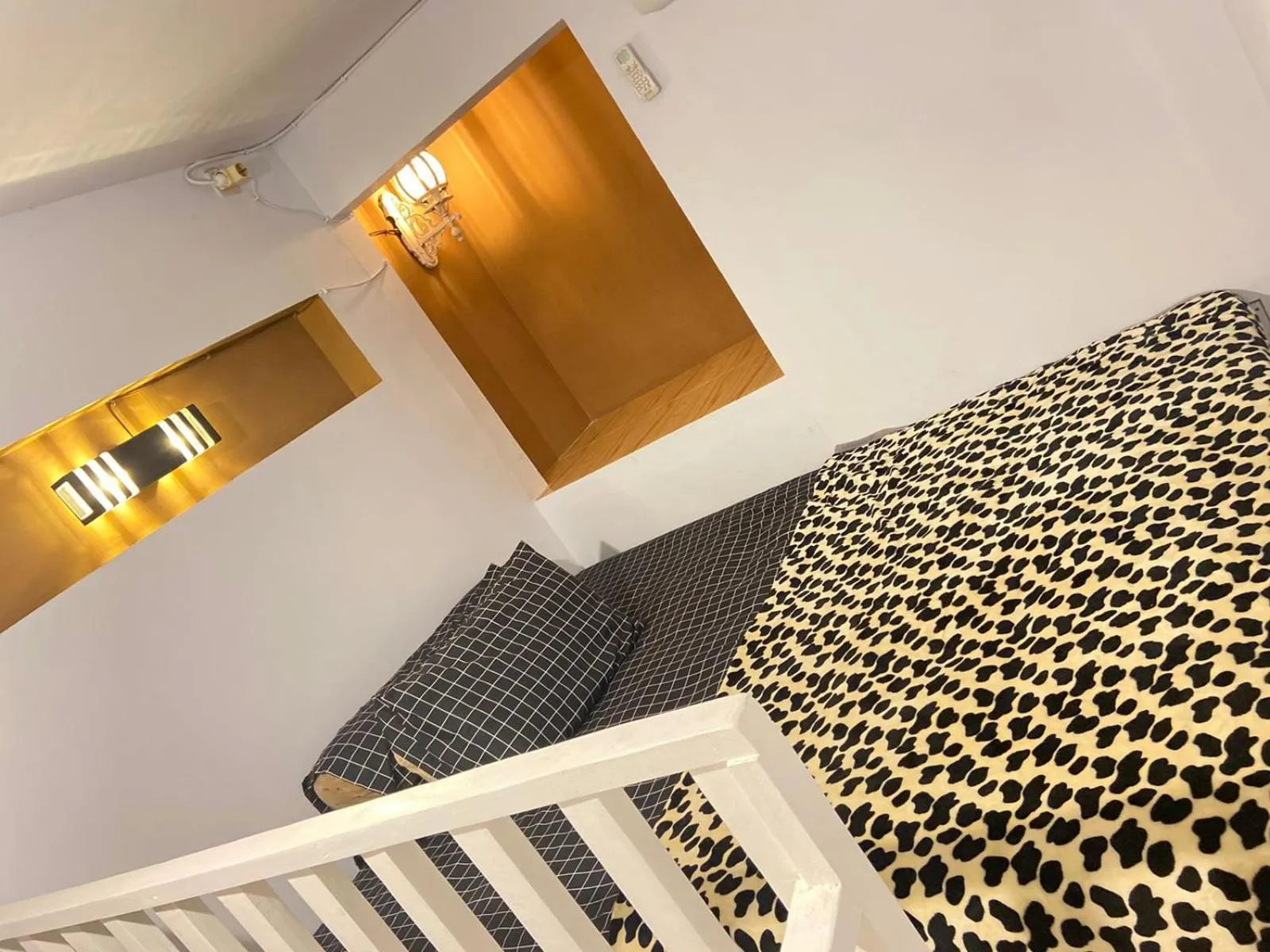 Bed in Kamargue Jakarta