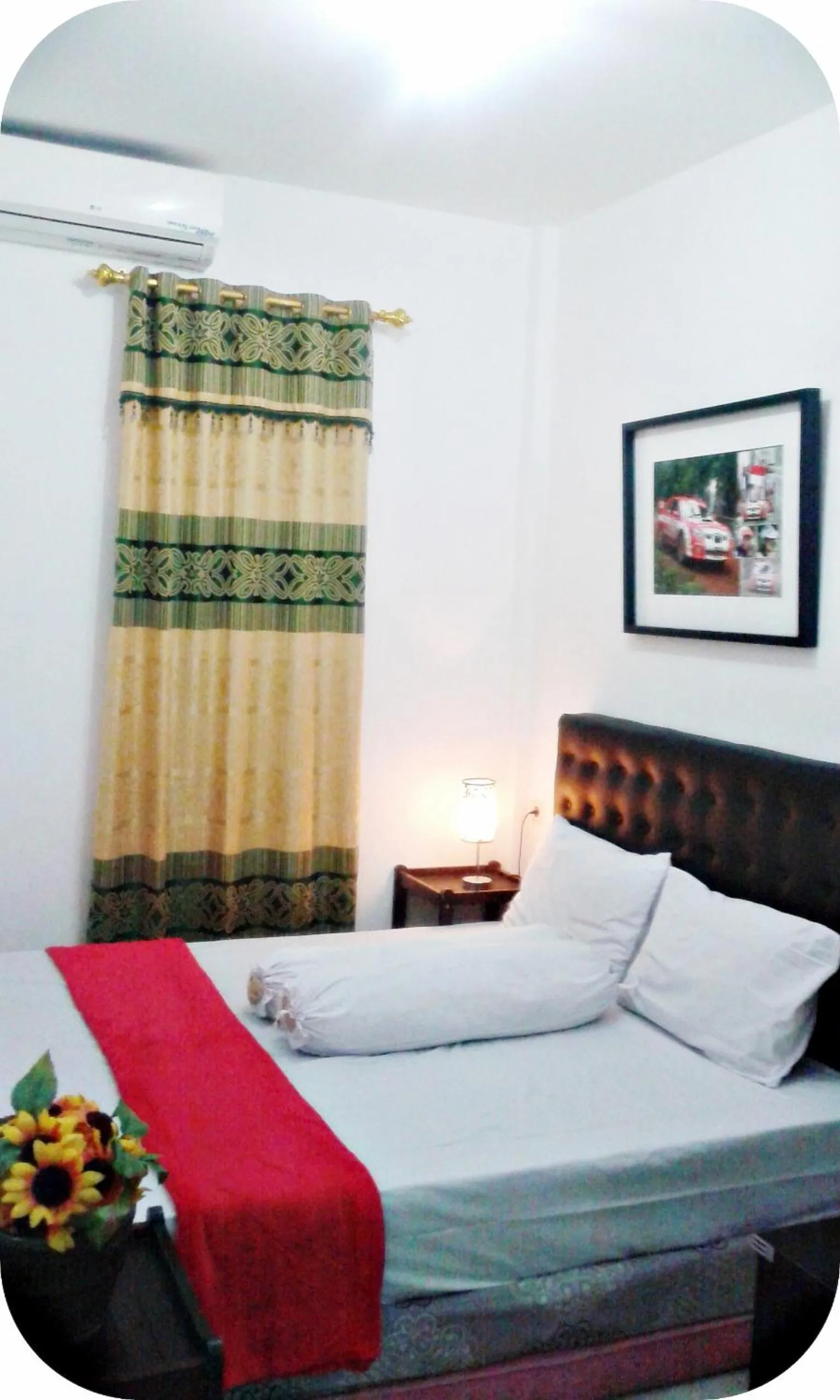 Bedroom, Bed in Kamargue Jakarta