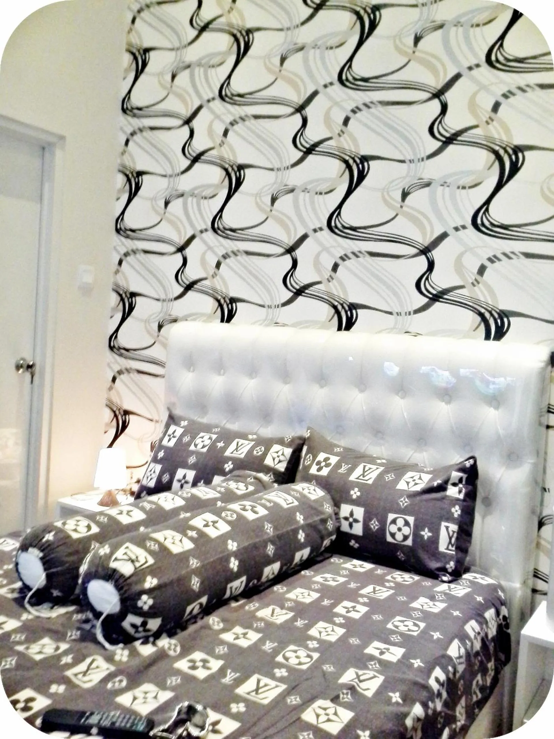 Bedroom, Bed in Kamargue Jakarta