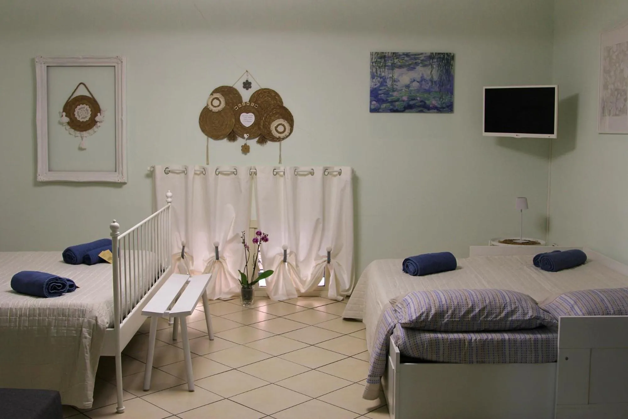 Bedroom, Bed in Casa Avallone