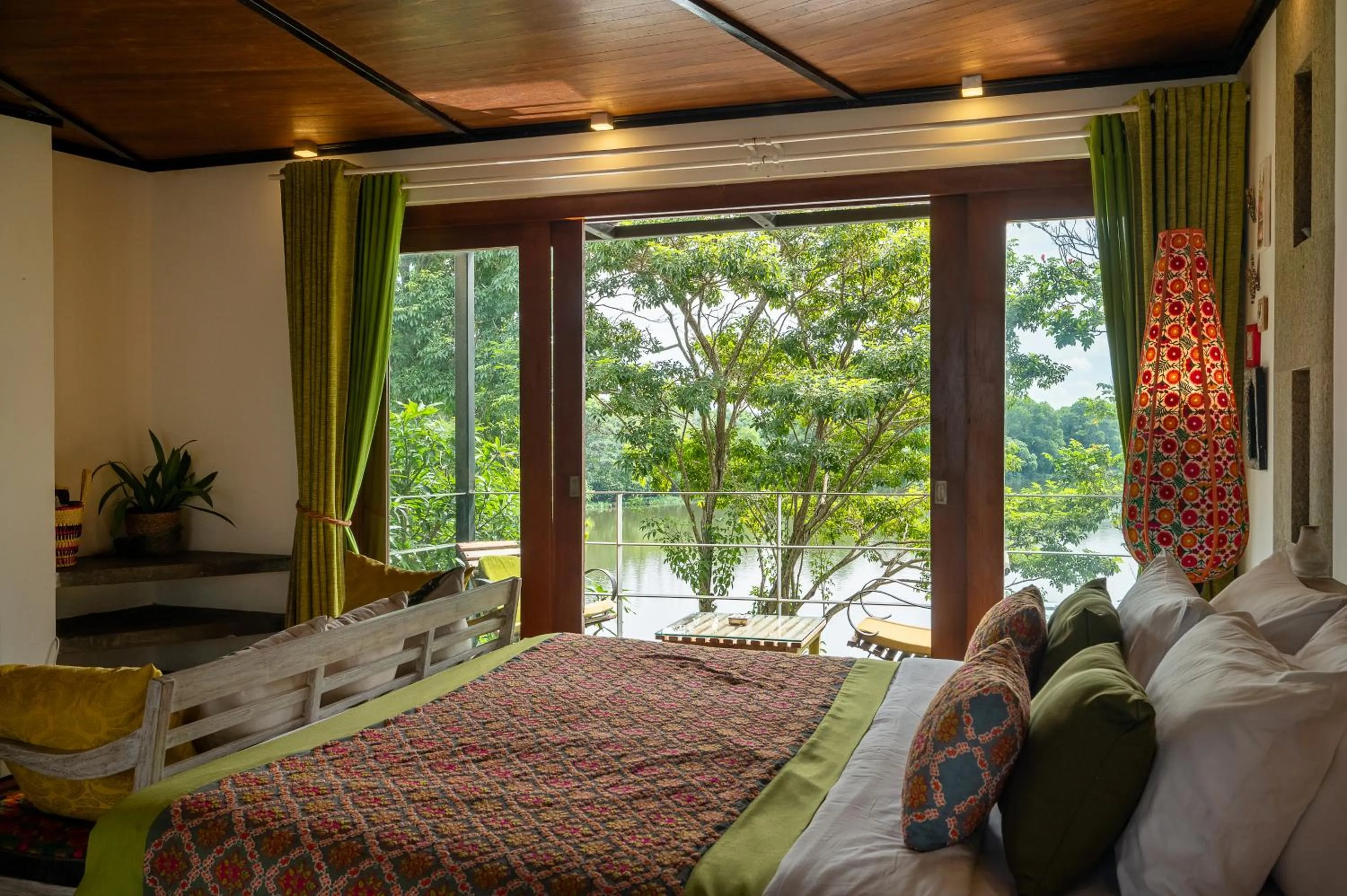 Bed in Aathma Colombo House
