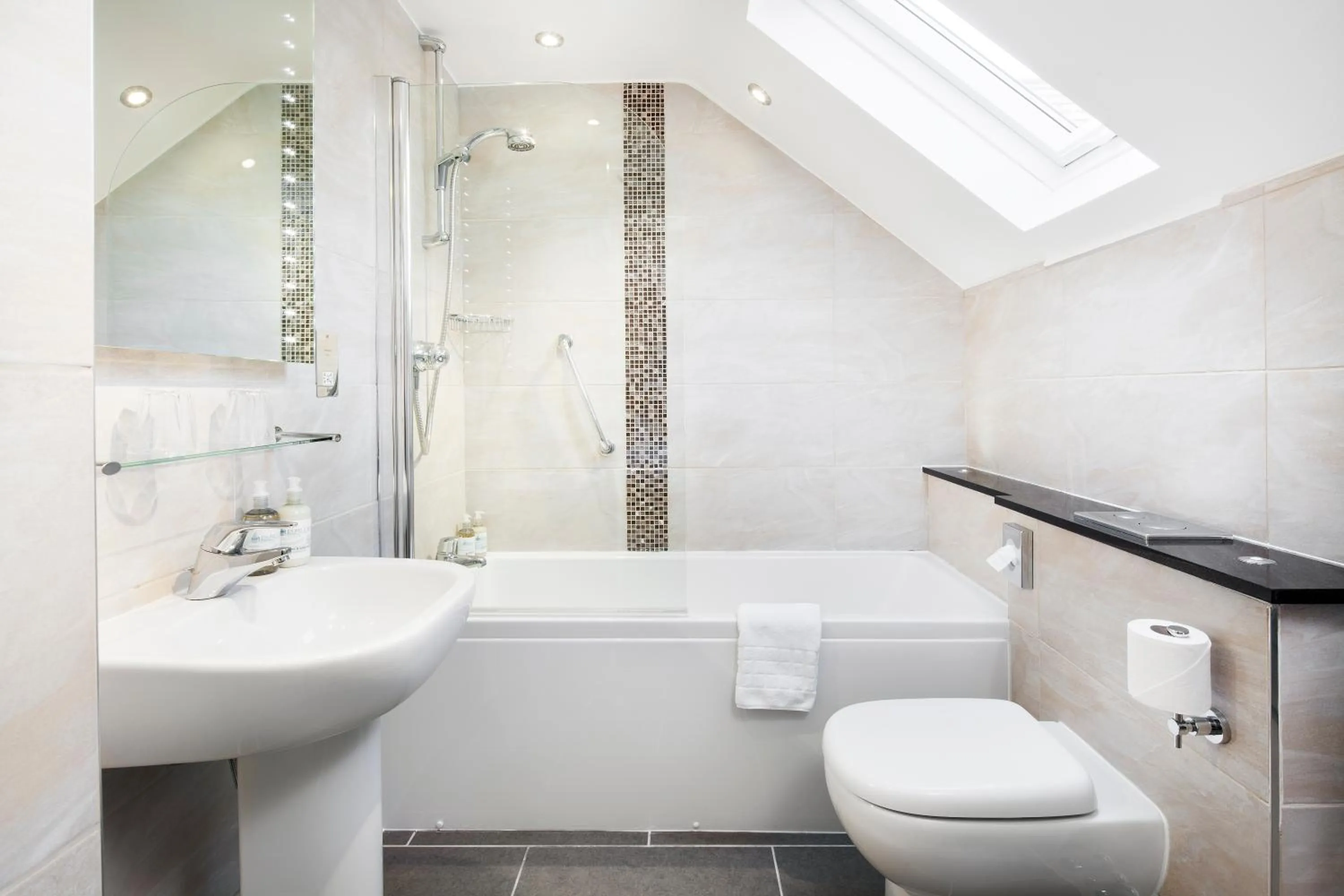 Bathroom in Hawksmoor Guest House