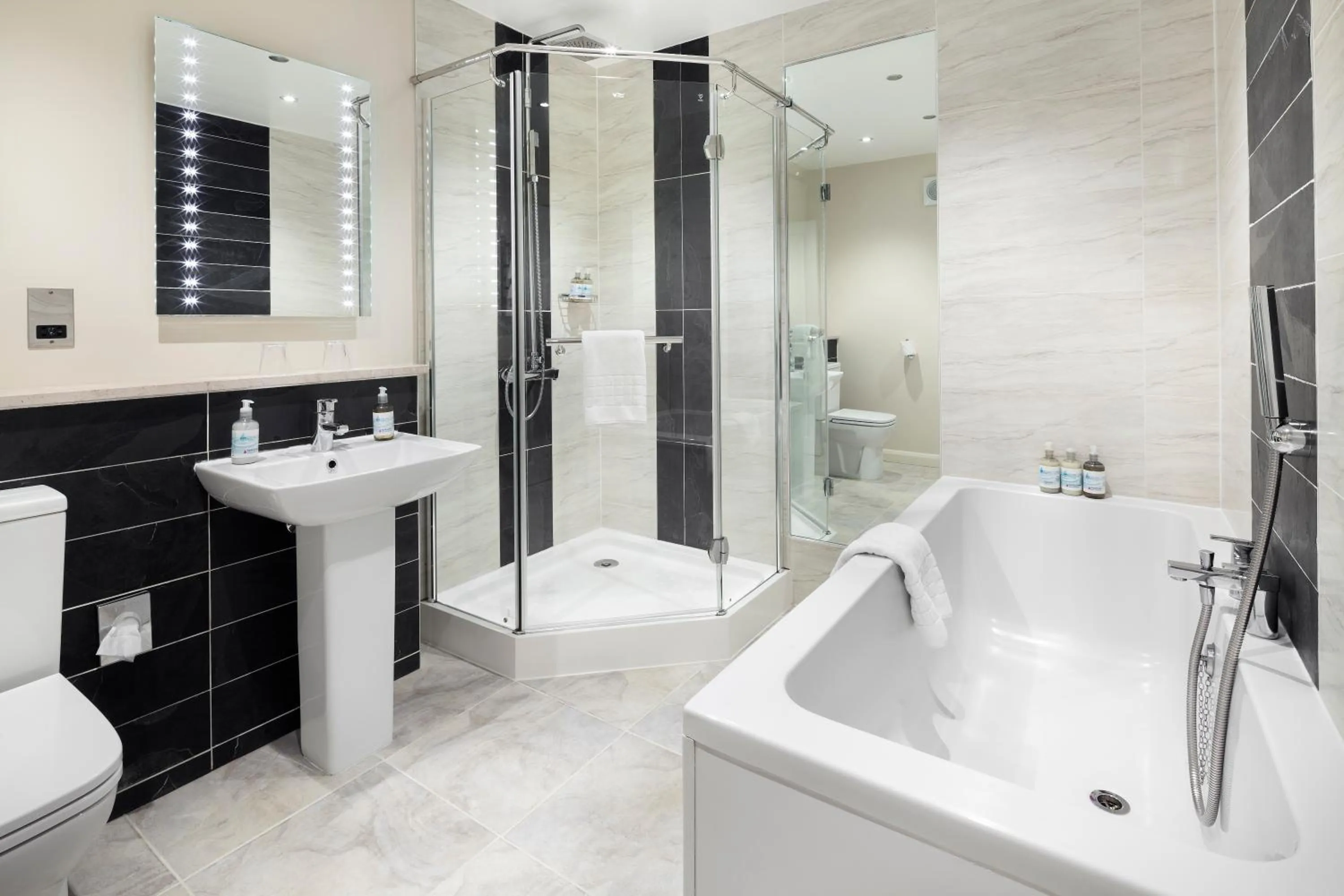 Bathroom in Hawksmoor Guest House
