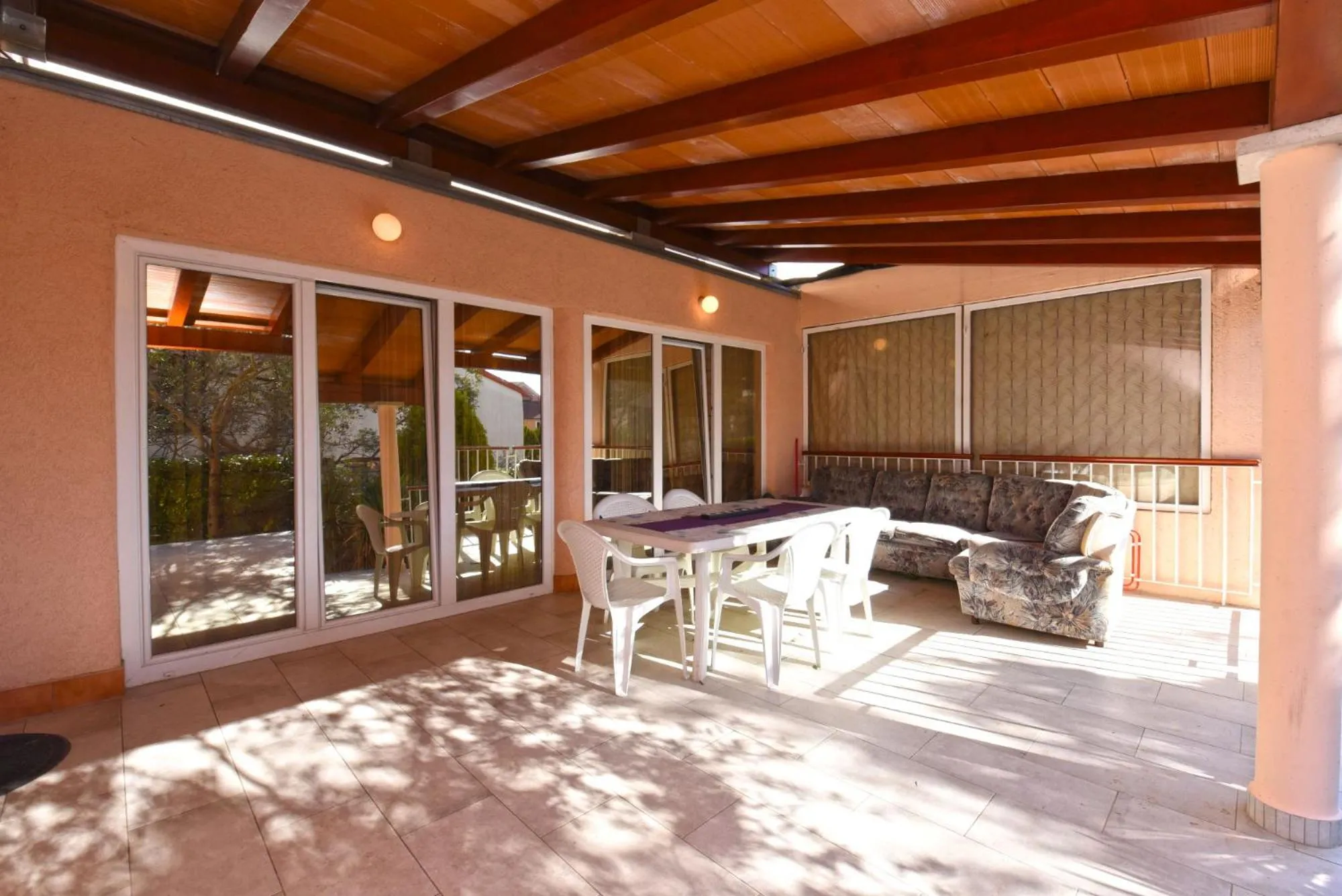 Apartment Josip 1562