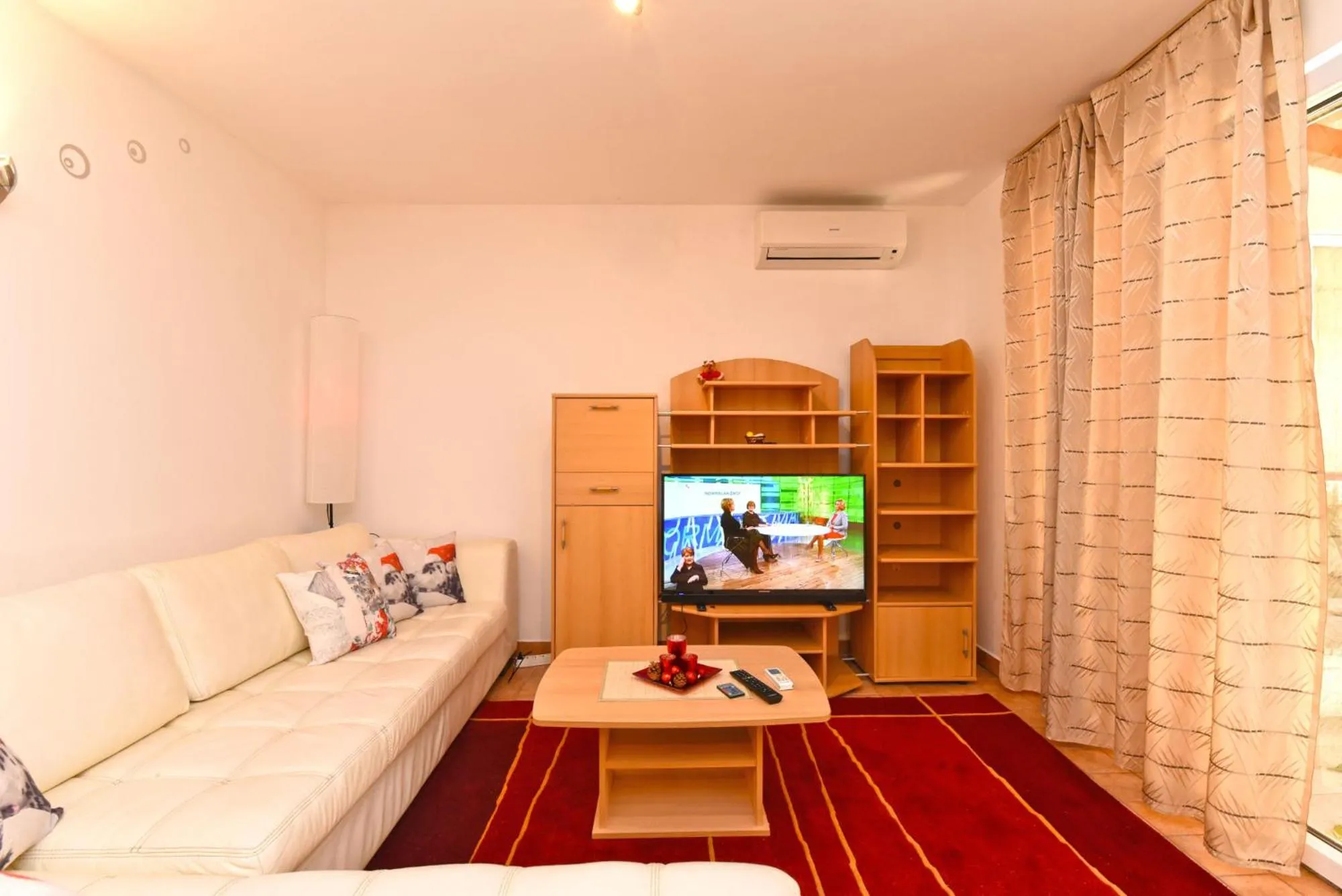 Apartment Josip 1562