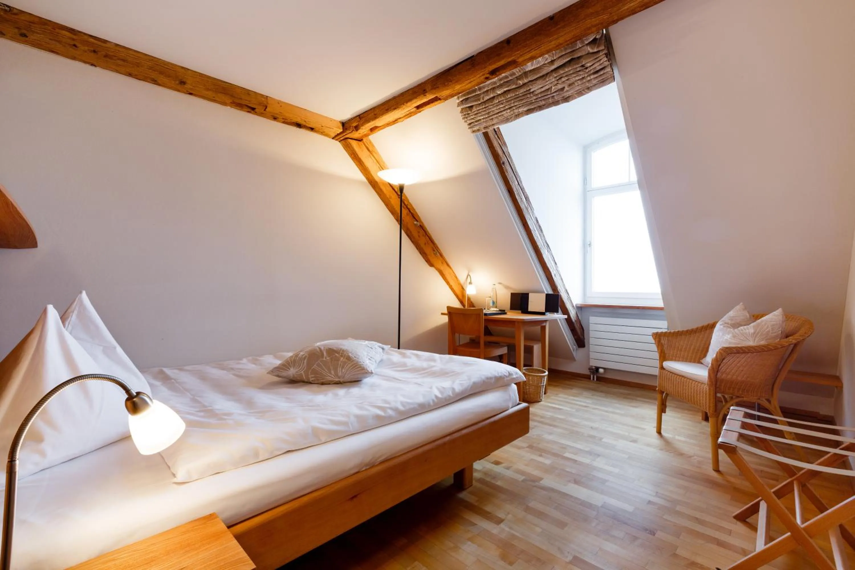 Photo of the whole room, Bed in Schloss Wartegg