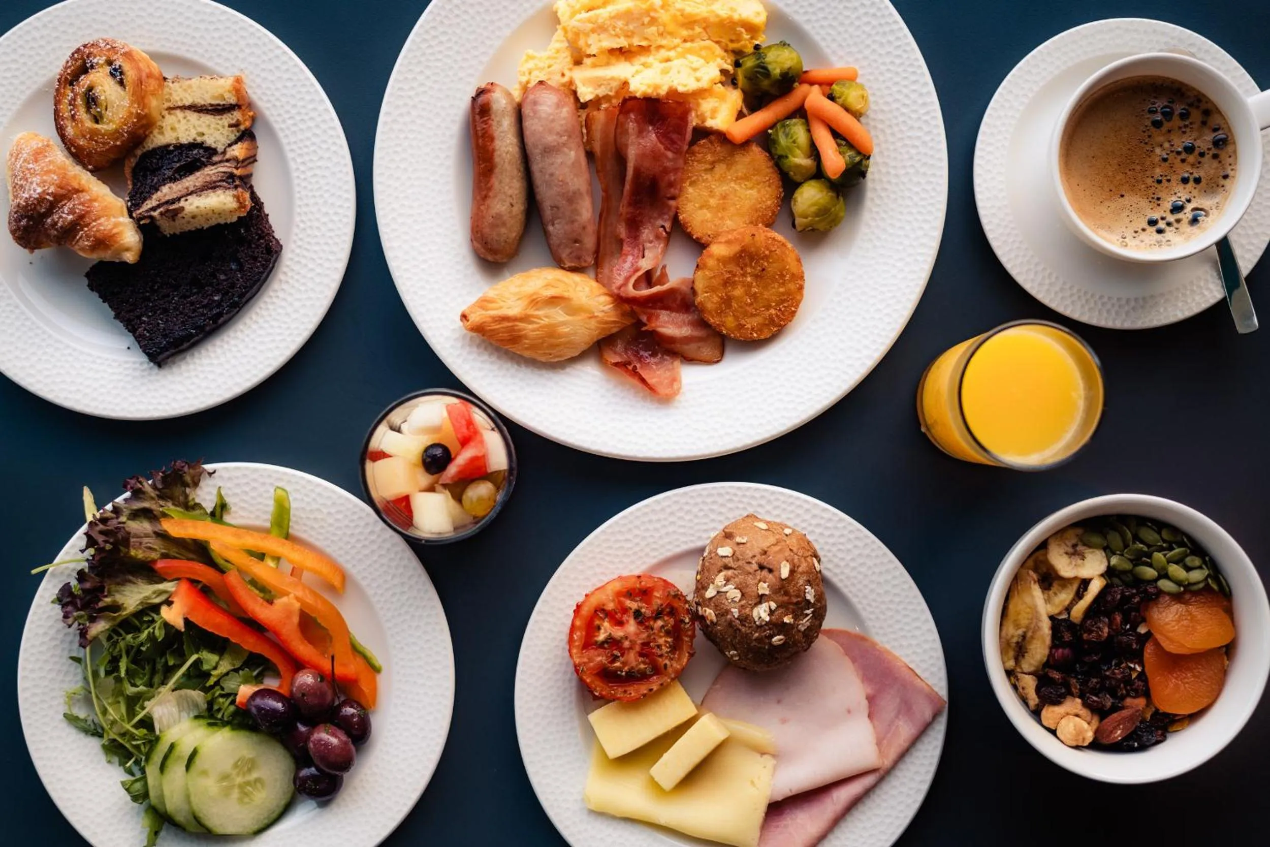 Food and drinks in Seaview Hotel - Adults Only 16 Plus