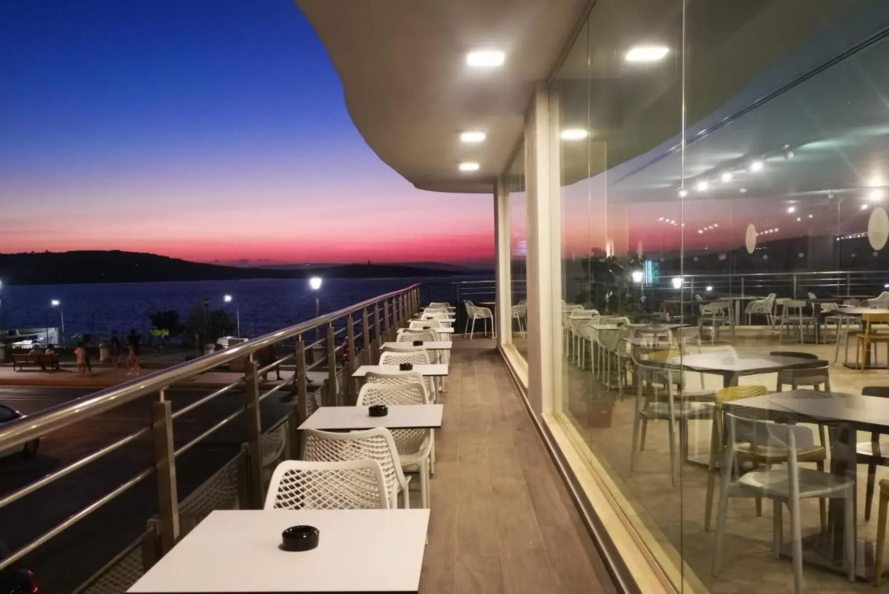 Lounge or bar in Seaview Hotel - Adults Only 16 Plus Lounge or bar in Seaview Hotel - Adults Only 16 Plus