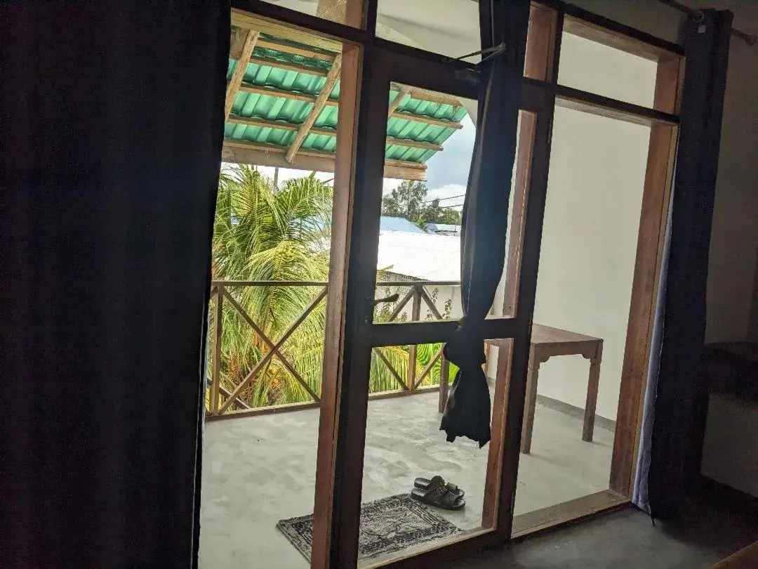 Budget Double Room in Kivulini Lodge and Restaurant Budget Double Room in Kivulini Lodge and Restaurant