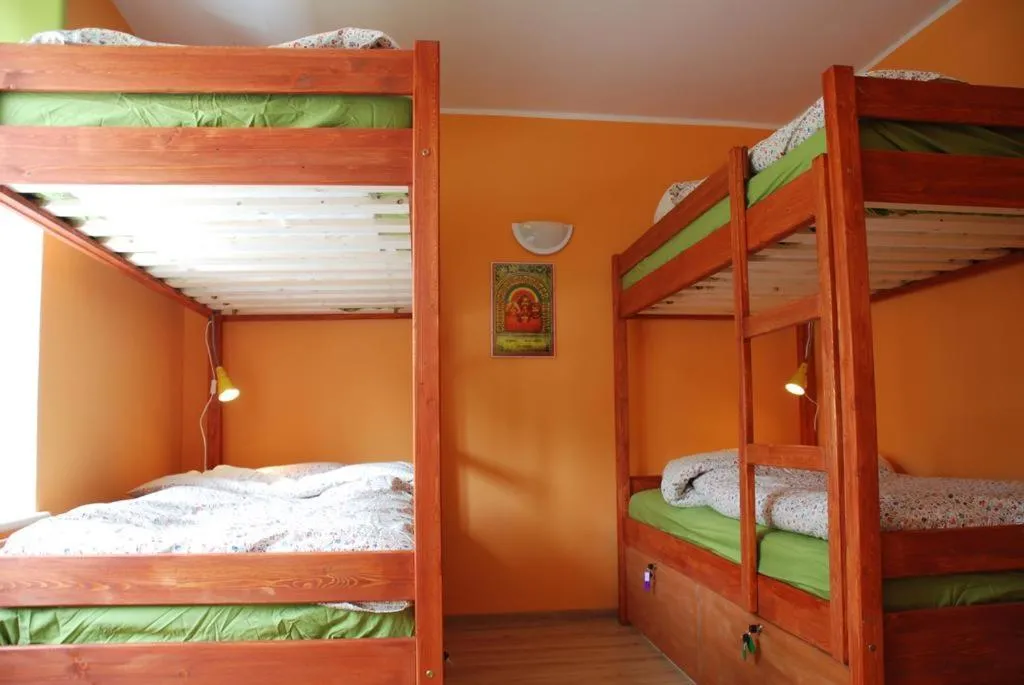 Bed in Hostel Mamas & Papas