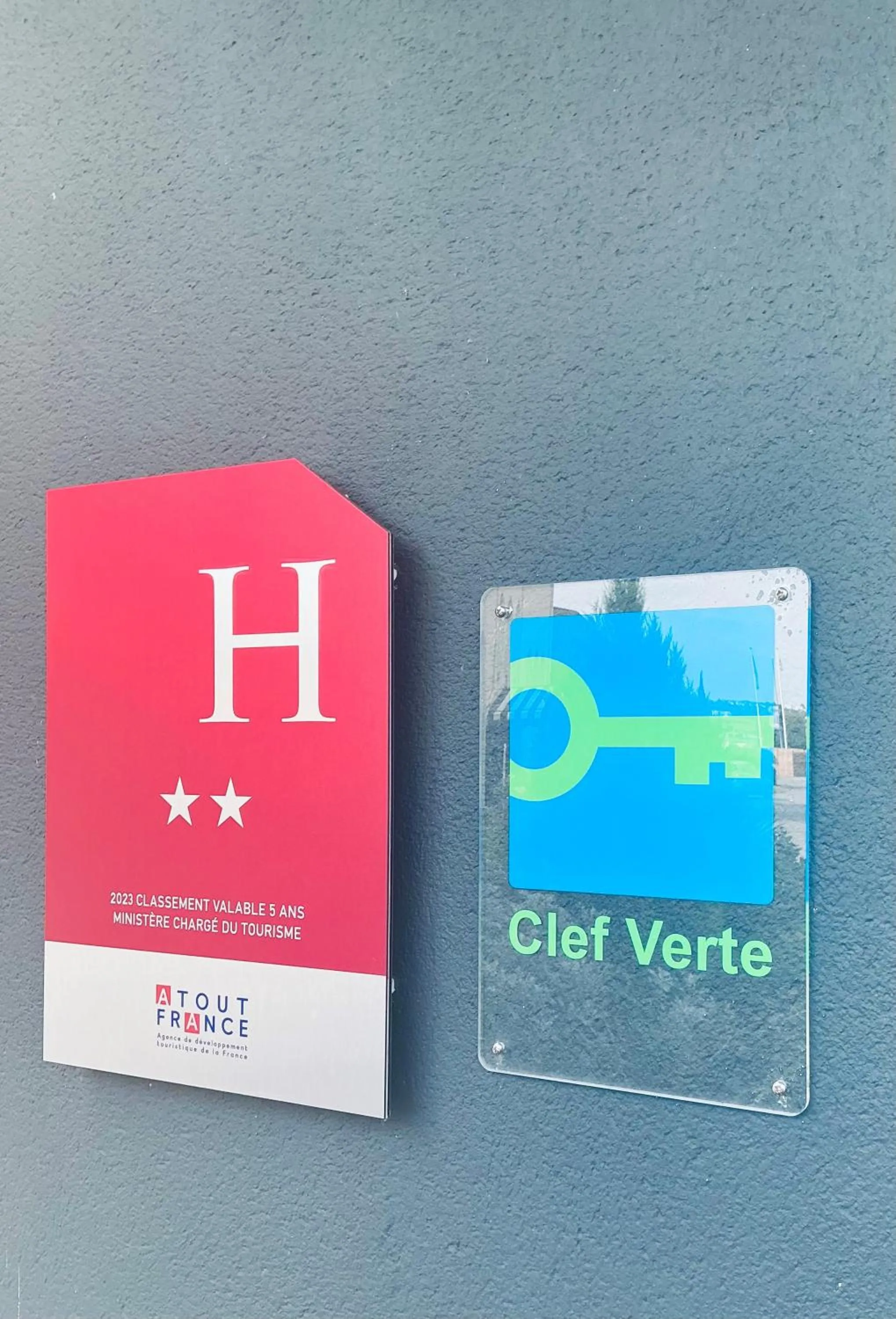 Logo/Certificate/Sign in Ibis Budget Château-Thierry