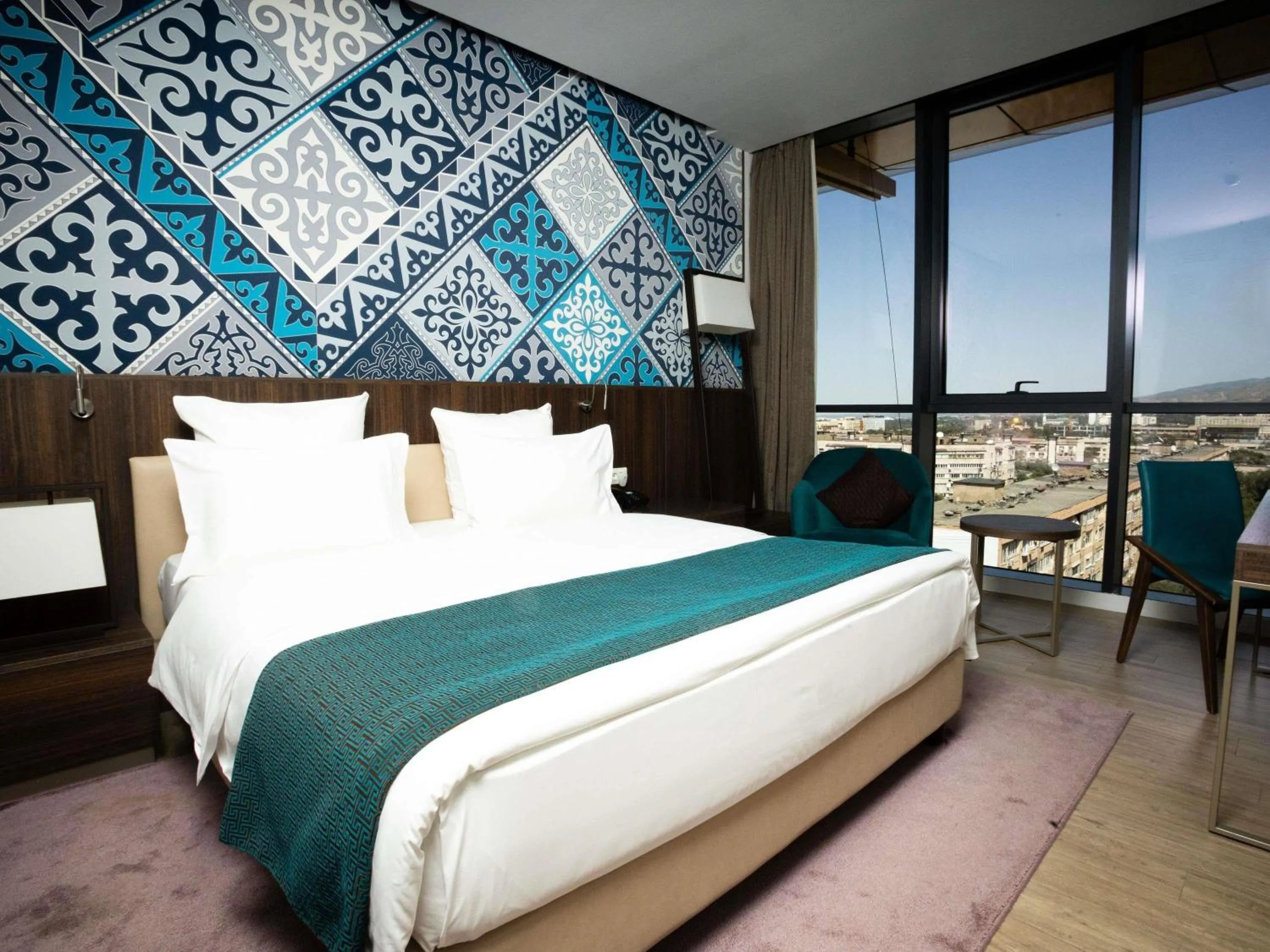 Bedroom, Bed in Mercure Almaty City Center