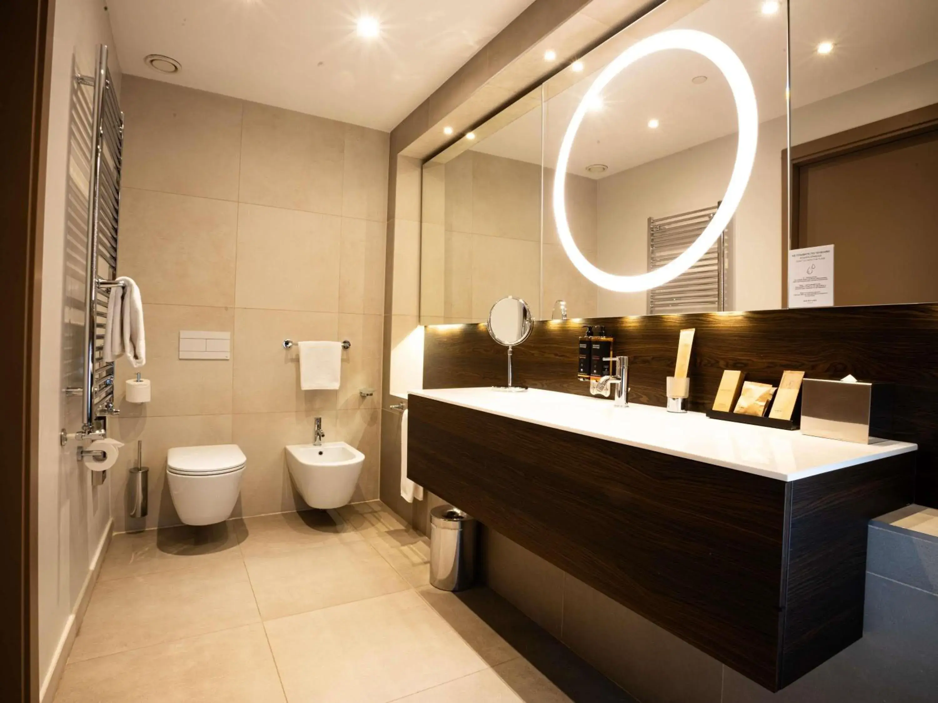 Bedroom in Mercure Almaty City Center Bedroom in Mercure Almaty City Center