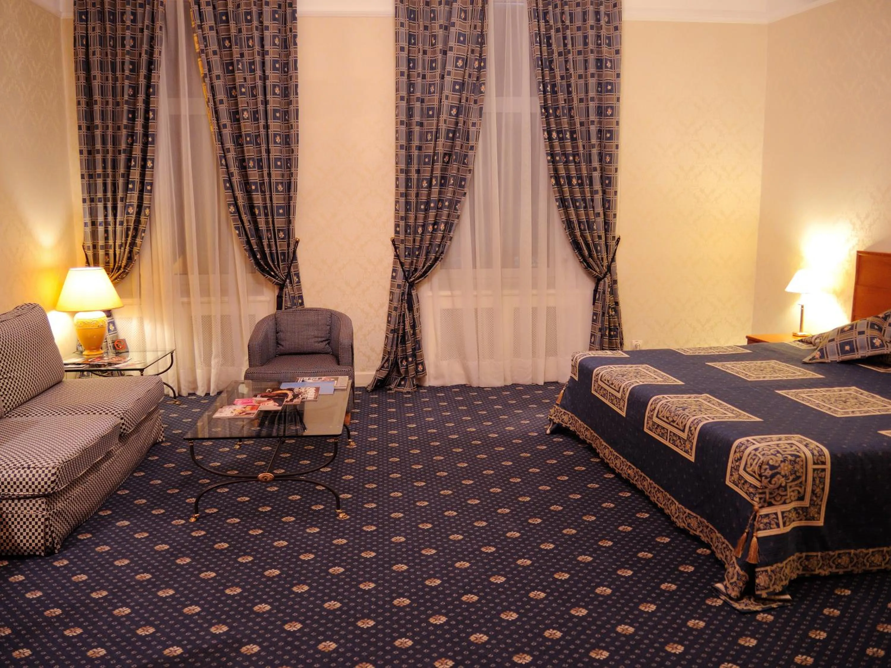Bed in Grand Hotel Ukraine
