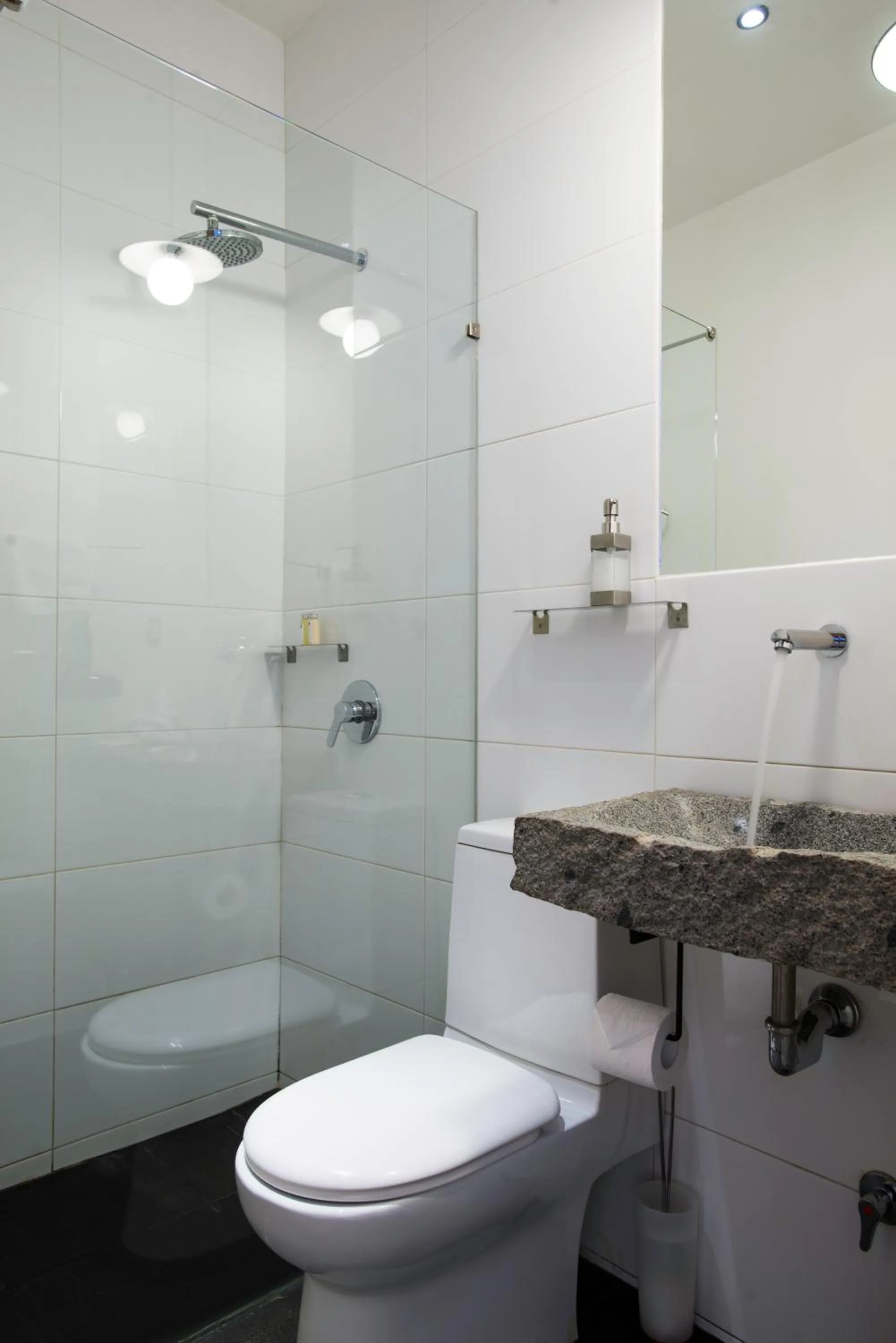 Bathroom in Fauna Hotel