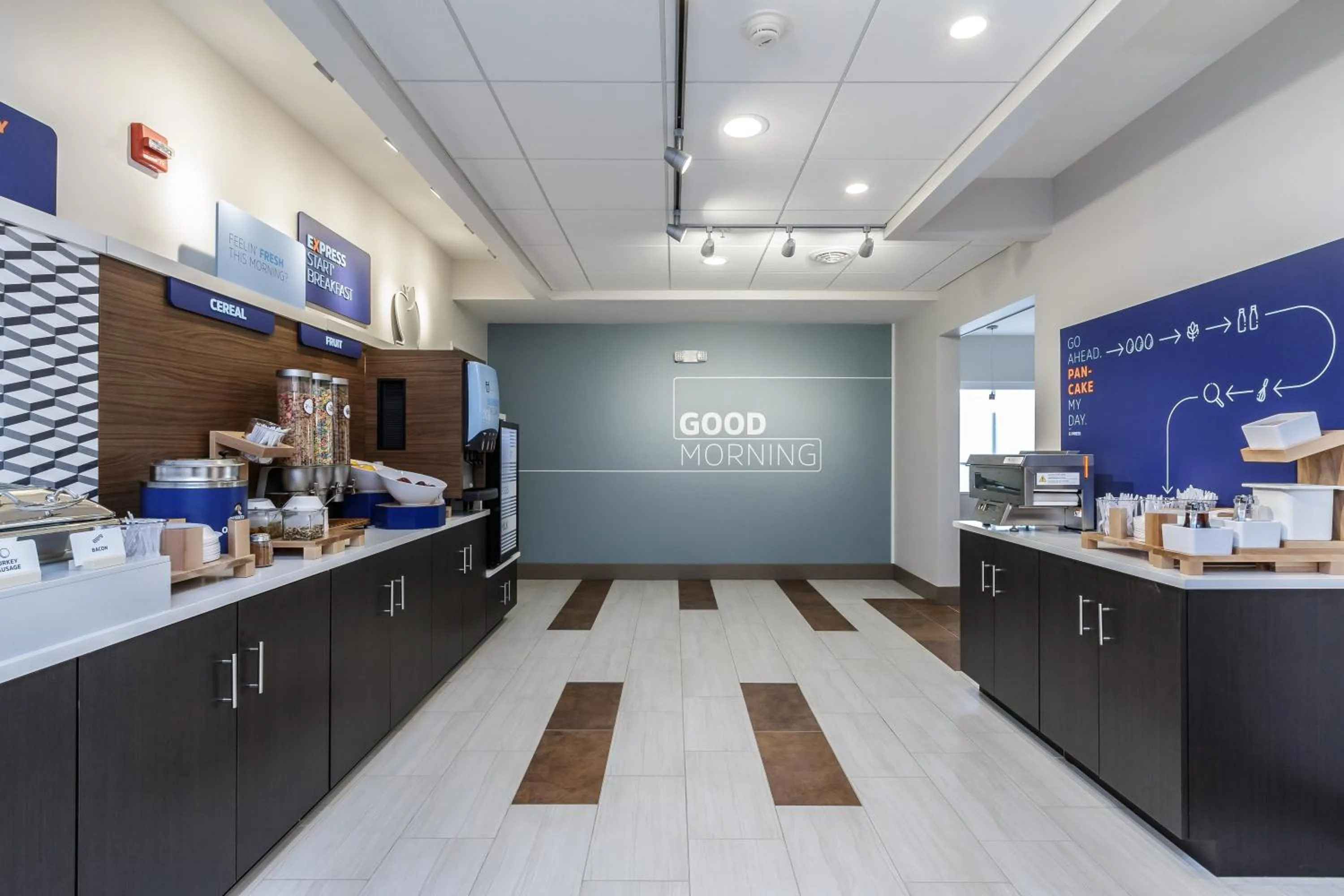 Breakfast in Holiday Inn Express & Suites- South Bend Casino by IHG