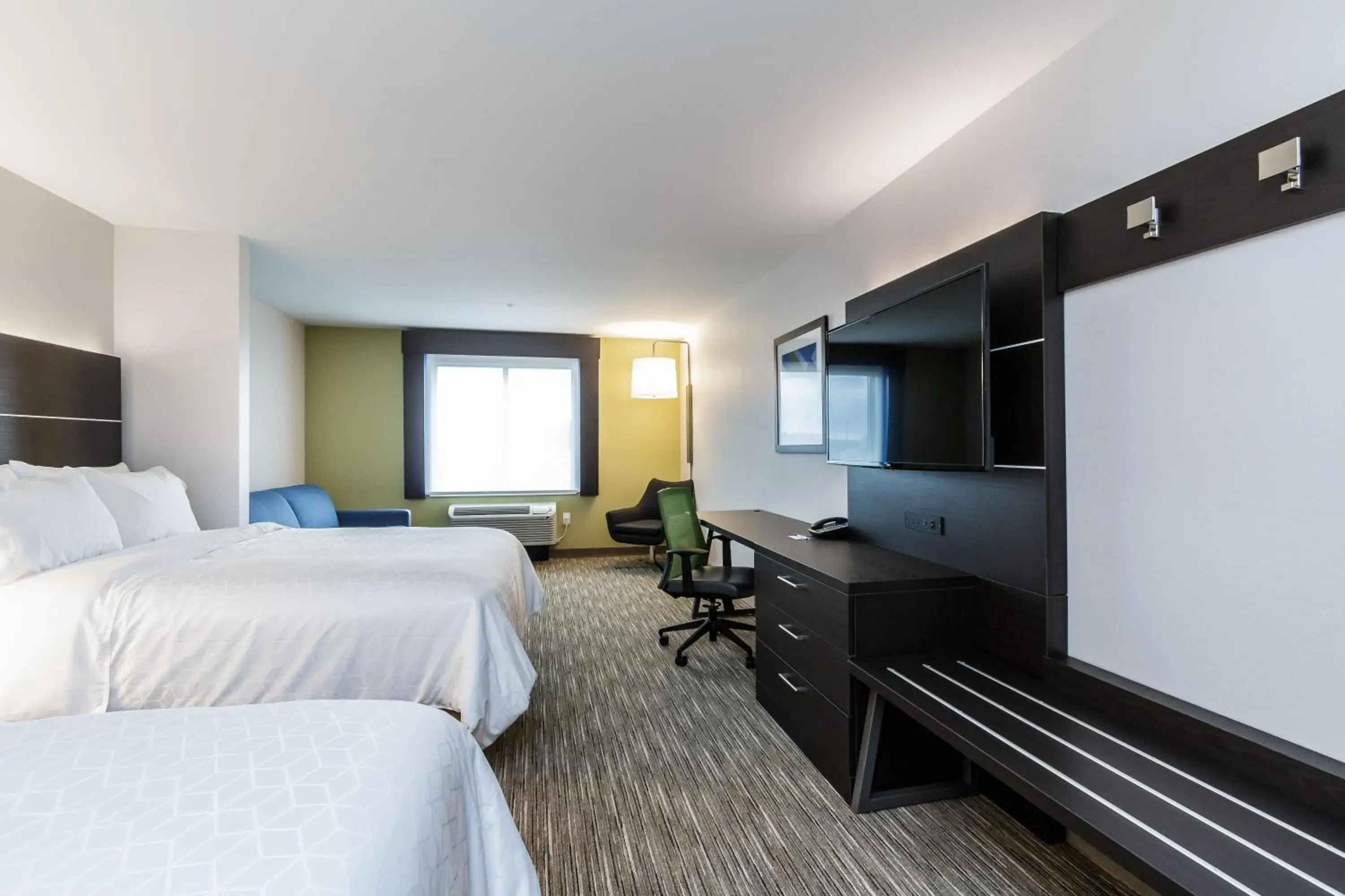 Queen Suite with Two Queen Beds and Sofa Bed in Holiday Inn Express & Suites- South Bend Casino by IHG Queen Suite with Two Queen Beds and Sofa Bed in Holiday Inn Express & Suites- South Bend Casino by IHG