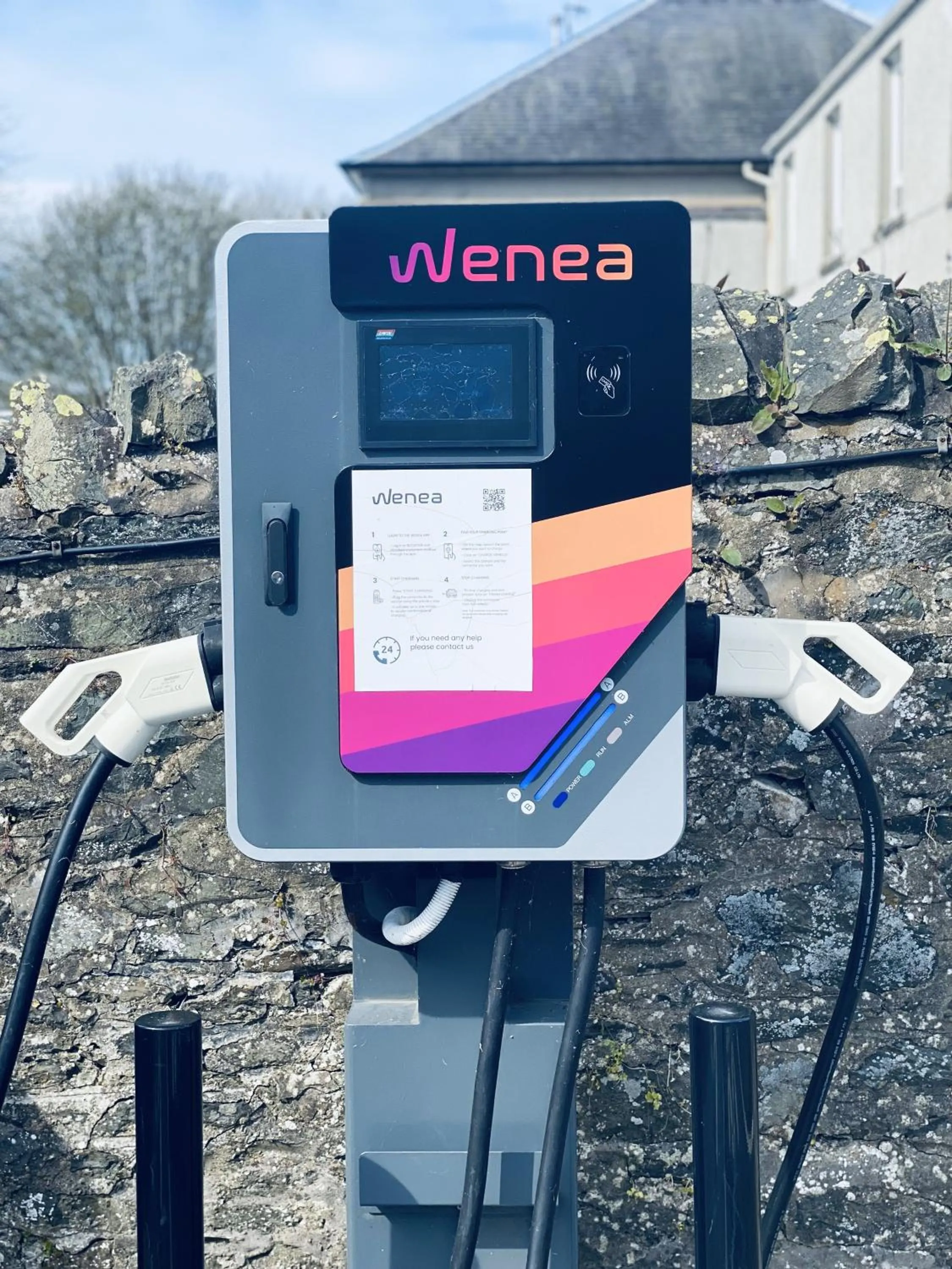 Parking in The Tontine Hotel