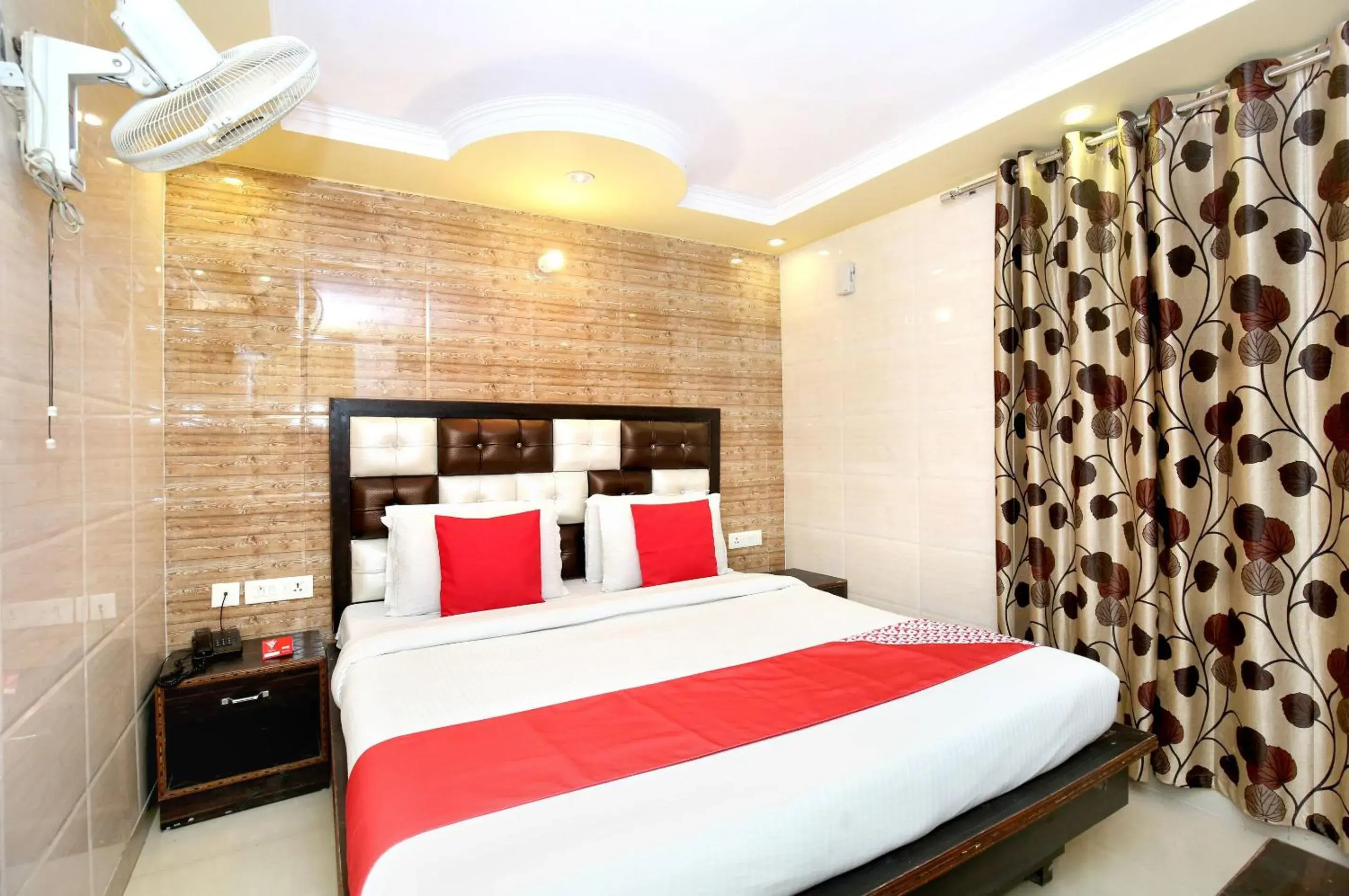 Bedroom, Bed in Hotel O Continental Inn Bedroom, Bed in Hotel O Continental Inn