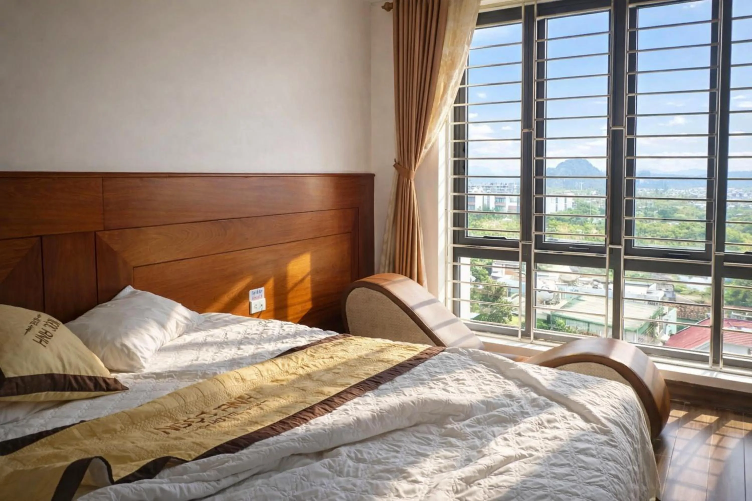 Bed in Hotel Ngoc Anh - Van Don