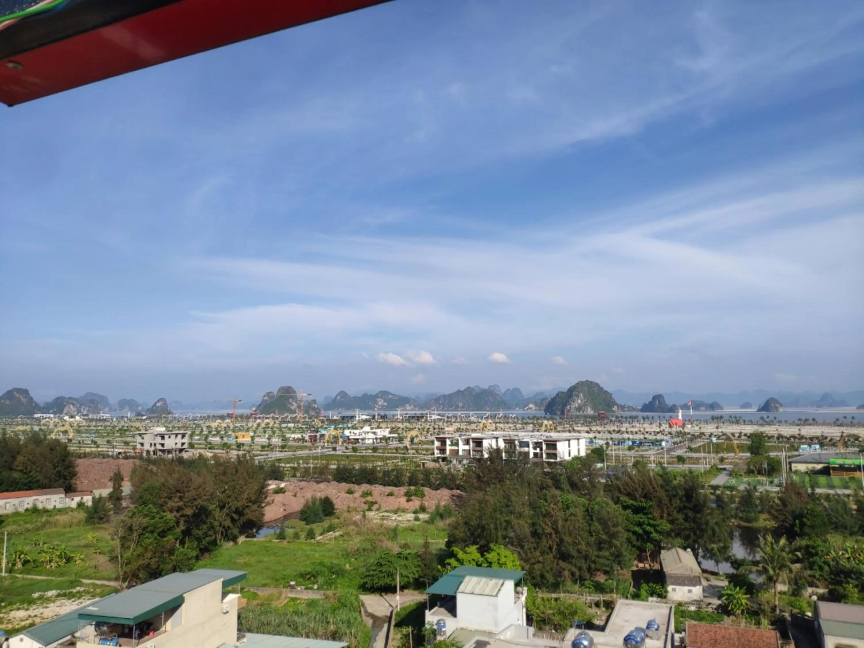 Neighbourhood in Hotel Ngoc Anh - Van Don